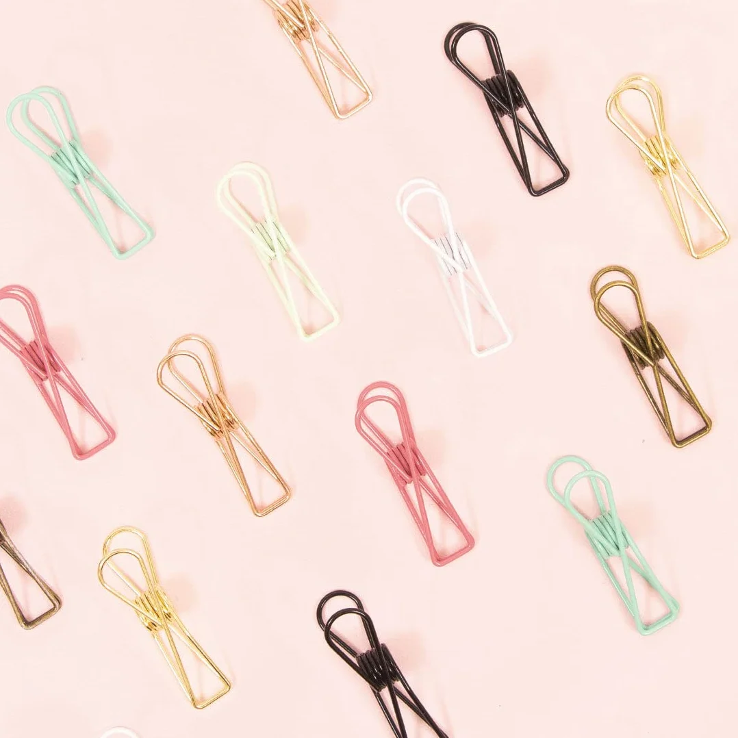 Craftelier - Set de 6 Pinzas Metálicas con 3 Tamaños y 3 Diseños Distintos | Sujeción para Materiales de Scrapbooking y Manualidades | Dimensiones Aprox. 1 x 5,5 cm, 3 x 4 cm, 3 x 3 cm - Negro