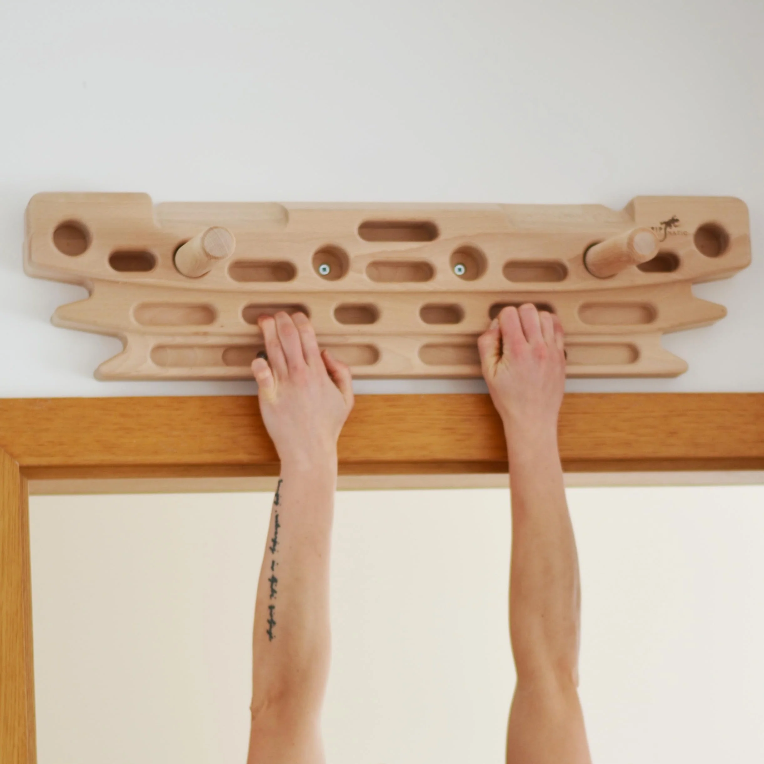 FingerPeg 1.0 Hangboard Tabla Entrenamiento Escalada Multipresa 120 kg