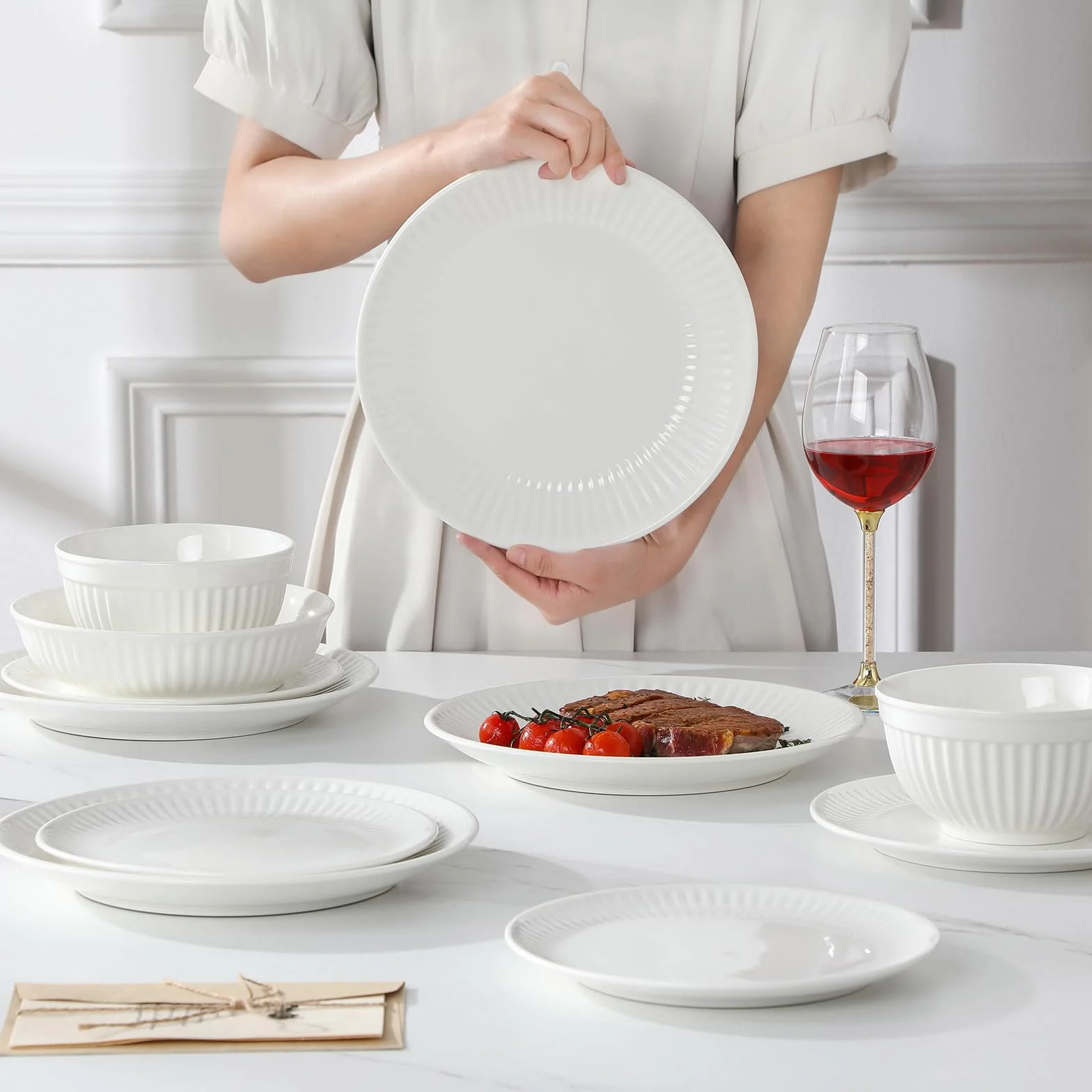 MALACASA Vajillas Completas 6 Personas de Porcelana, 24 Piezas Juego de Vajilla Modernas con Relieve Ondulado, Blanco - Serie LEILA