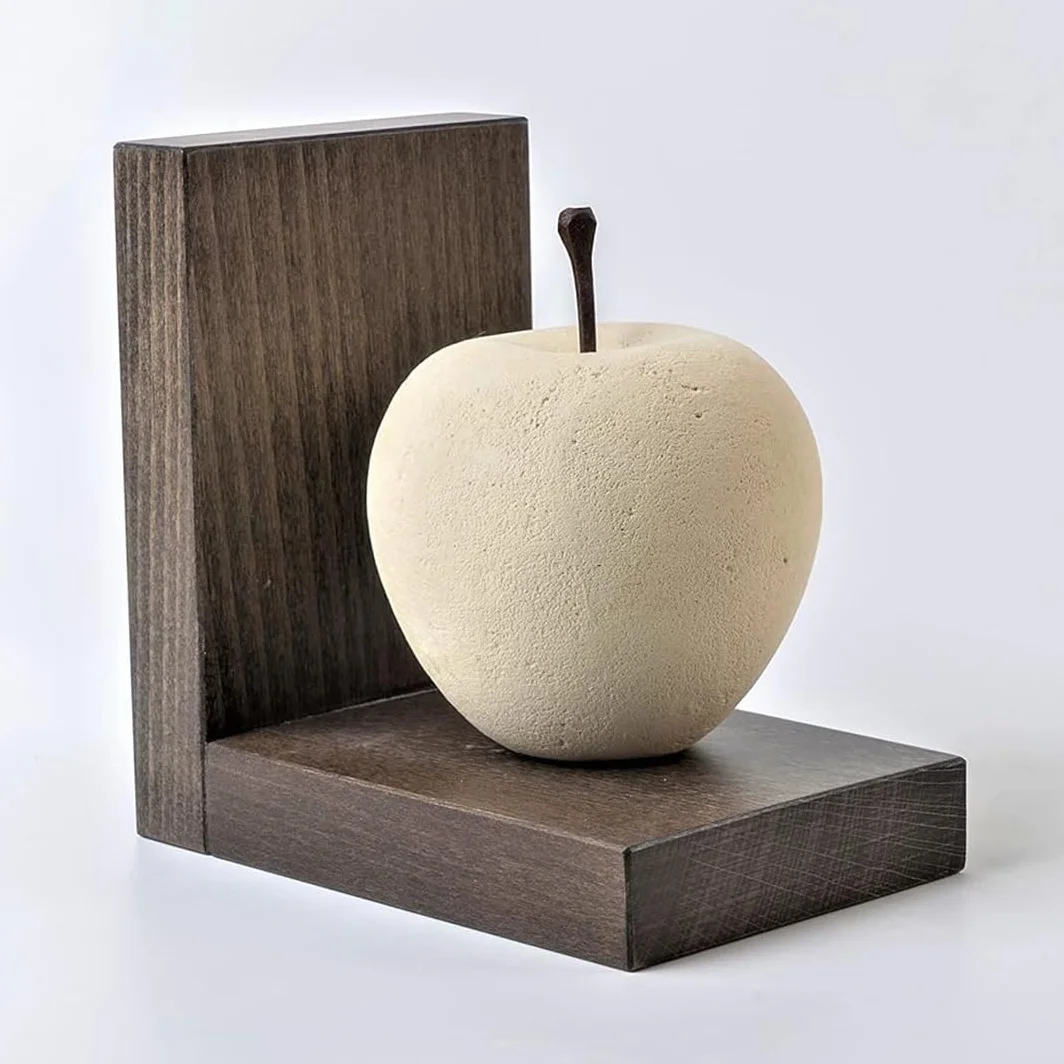 Sujetalibros Manzana. Escultura de Piedra sobre Base de Madera. Producto Hecho a Mano.Q027M