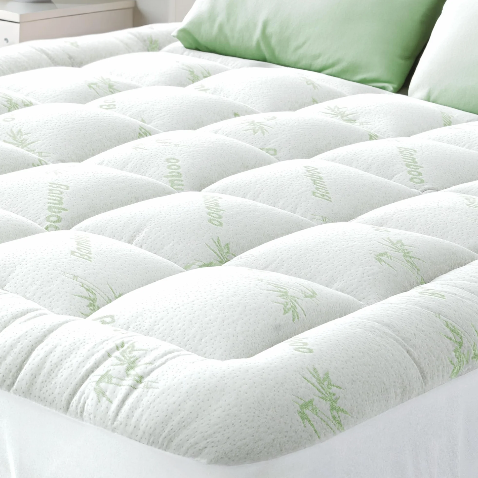 Niagara Sobrecolchón de bambú | Topper para colchón 135 x 190 cm | Grosor 2.5 cm | Refrescante, Transpirable para aliviar el Dolor de Espalda, Bolsillos Profundos para colchones de 20-50 cm