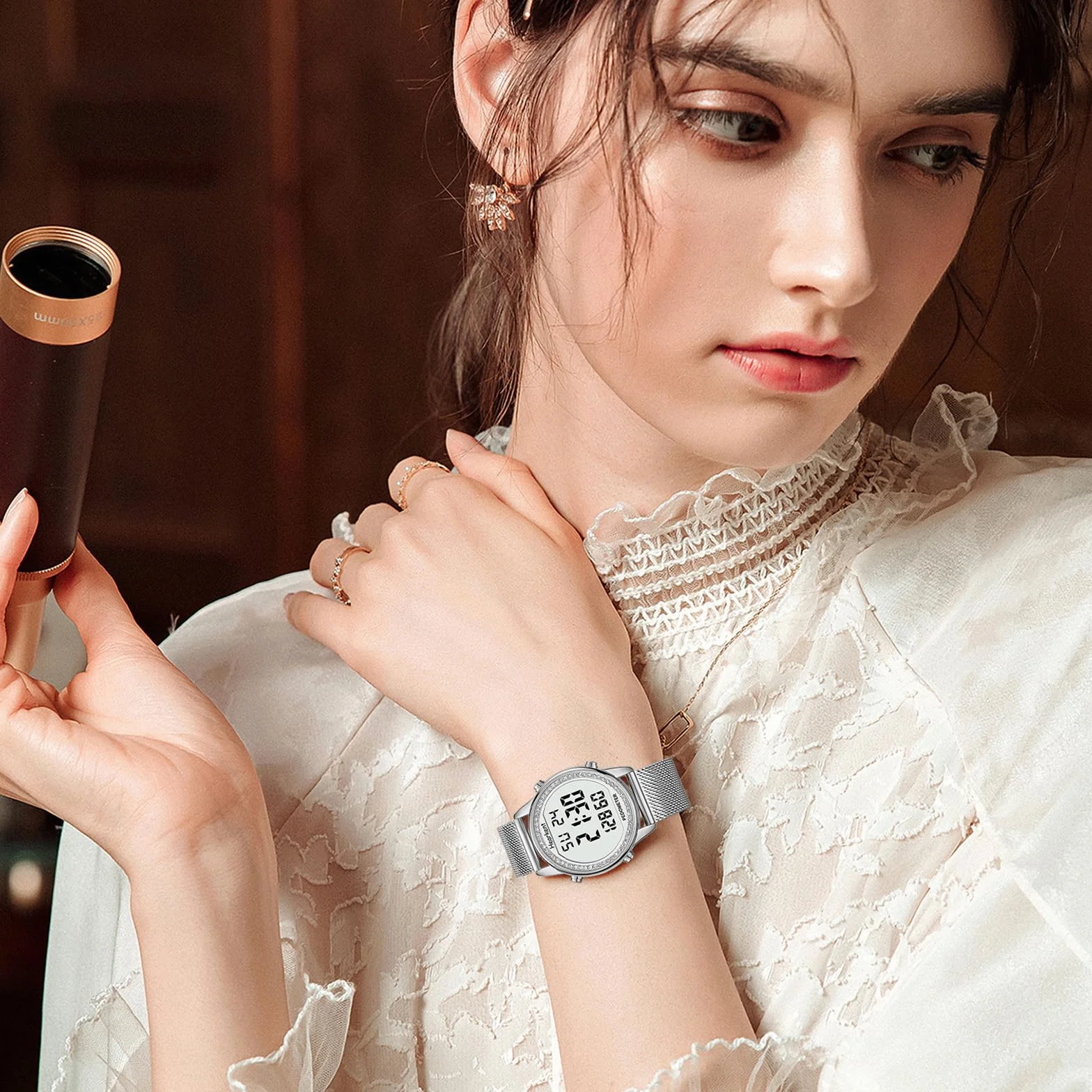 Hearkent - Reloj podómetro para mujer, correa de nailon flexible, sin aplicación ni carga necesarias, con conteo de pasos, calorías de distancia, reloj y retroiluminación de pantalla