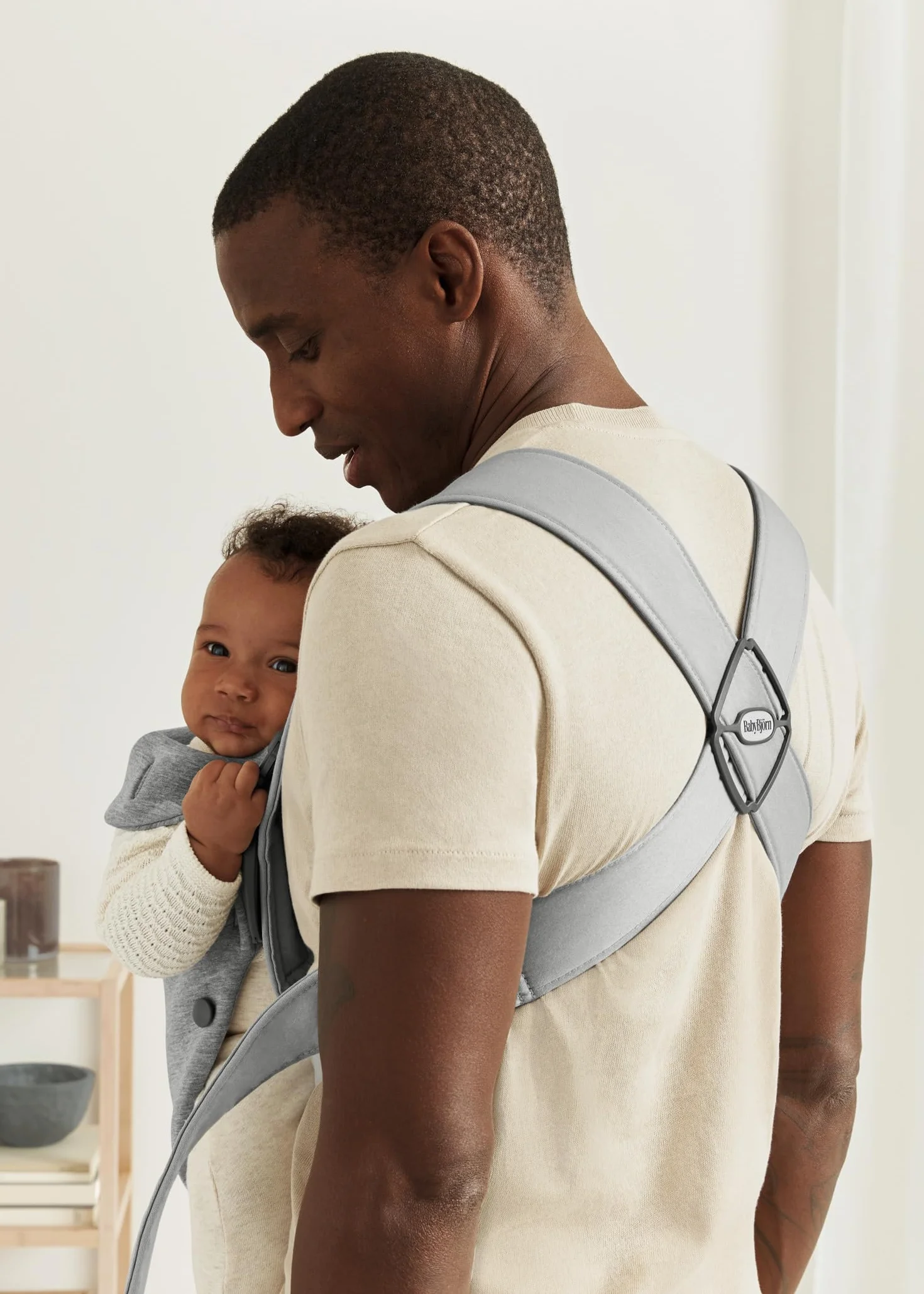 BABYBJÖRN Mochila Porta Bebé Mini, 3D Jersey, Gris Claro