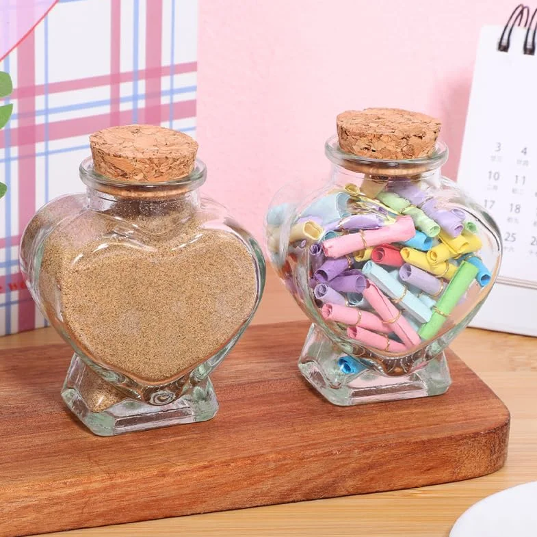 IMIKEYA 4 botellas de cristal en forma de corazón: pequeñas botellas de vidrio decorativas con corcho, botellas de 50 ml en forma de corazón para rellenar, botellas de deseos para bodas, San Valentín