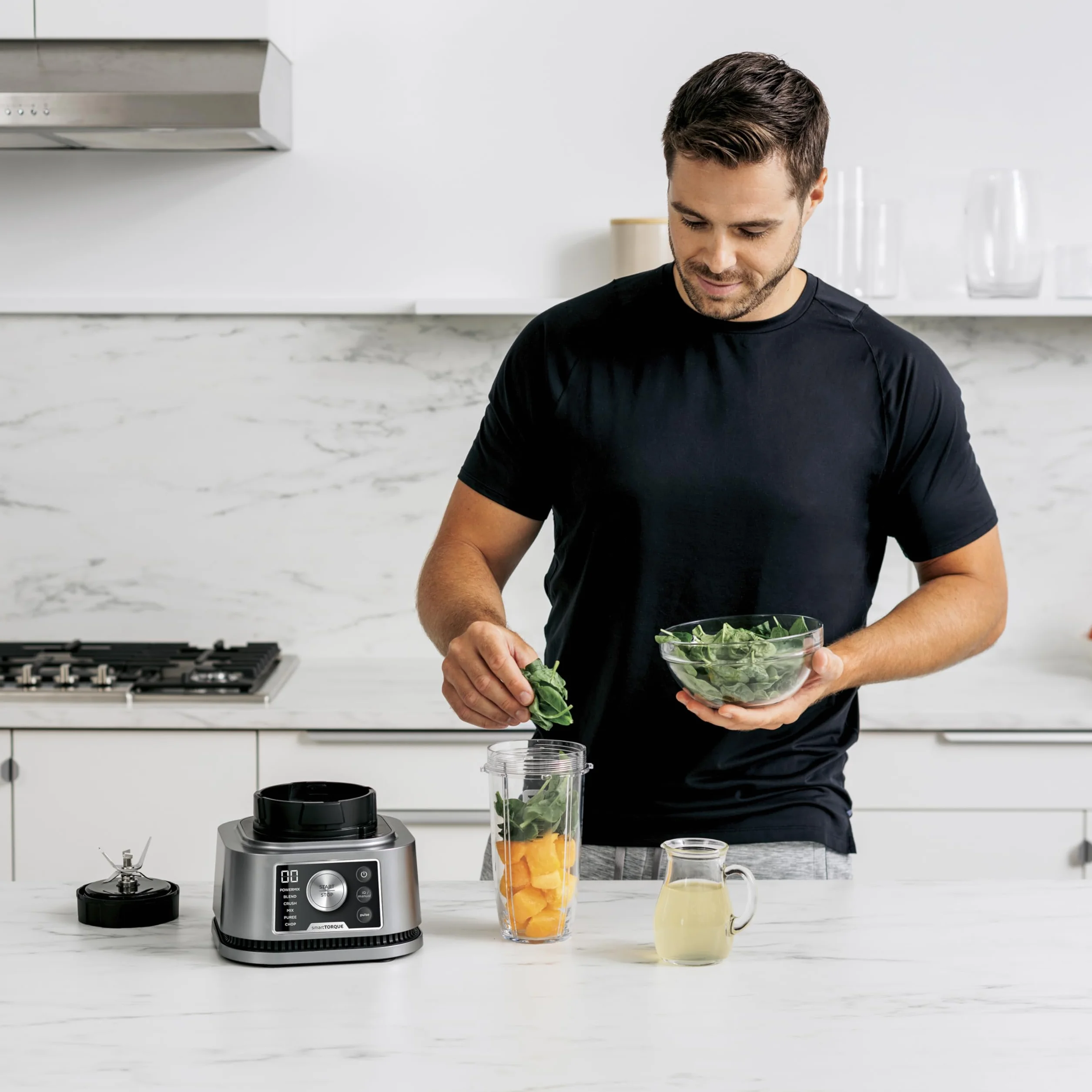 Ninja Foodi Power Nutri Batidora de vaso 3 en 1, Smoothies, cremas y bebidas heladas, jarra de 2,1 l, vaso de 700 ml, recipiente de 400 ml con varilla Power Paddle, 1200 W, Plateada CB350EU