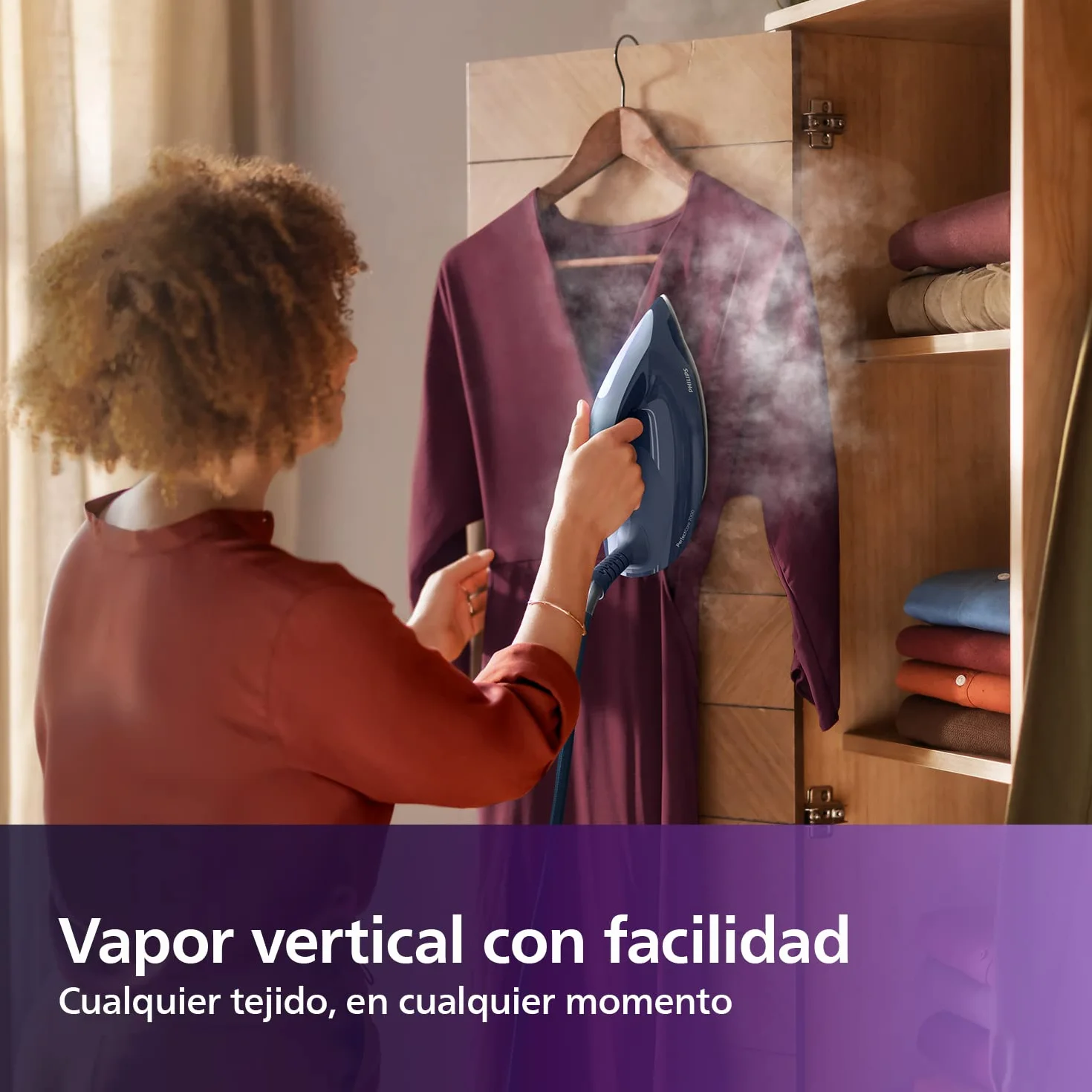 Philips PerfectCare Serie 7000 Generador de Vapor - 2100 W, Salida de Vapor de 600 g, 8,0 Bares de Presión, Tecnología OptimalTEMP, Depósito de 1,8 l, Azúl Marino/Azúl oscuro (PSG7030/20)