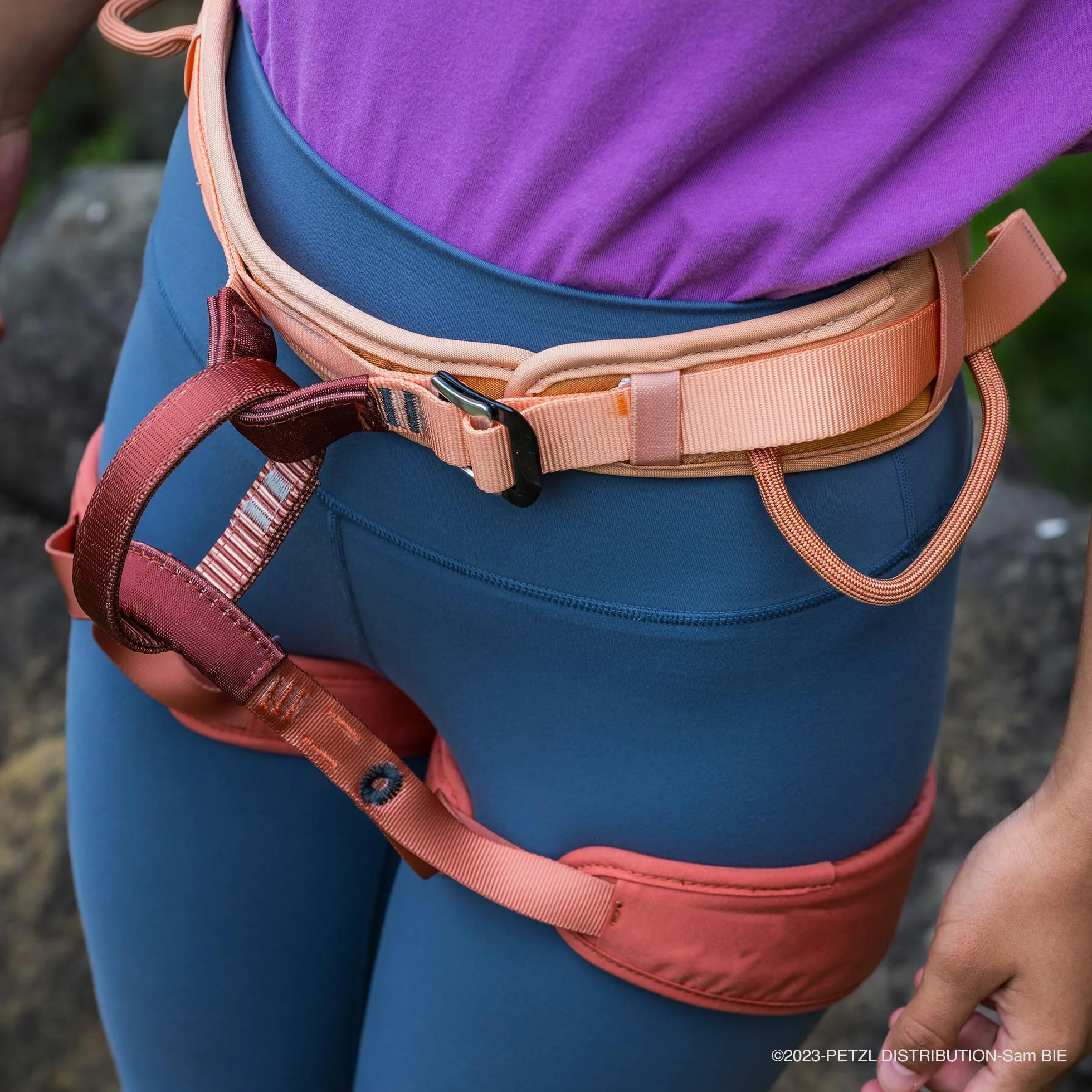 Petzl CORAX LT Damen Harness - Vielseitiges Klettergeschirr