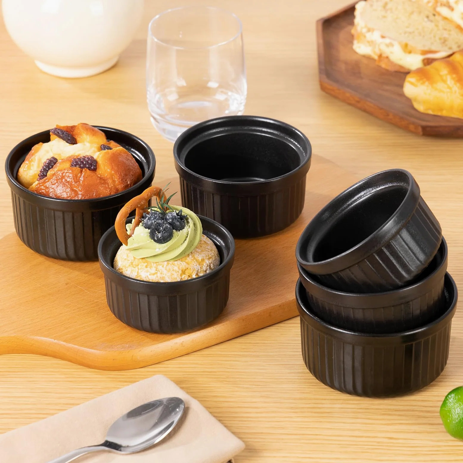 Yachi Ramequines de cerámica de 6 onzas, juego de 6, Ramekin de porcelana, apto para horno, soufflé de gres, soufflés para hornear, crema brulées, natillas, pudines, apto para horno y lavavajillas