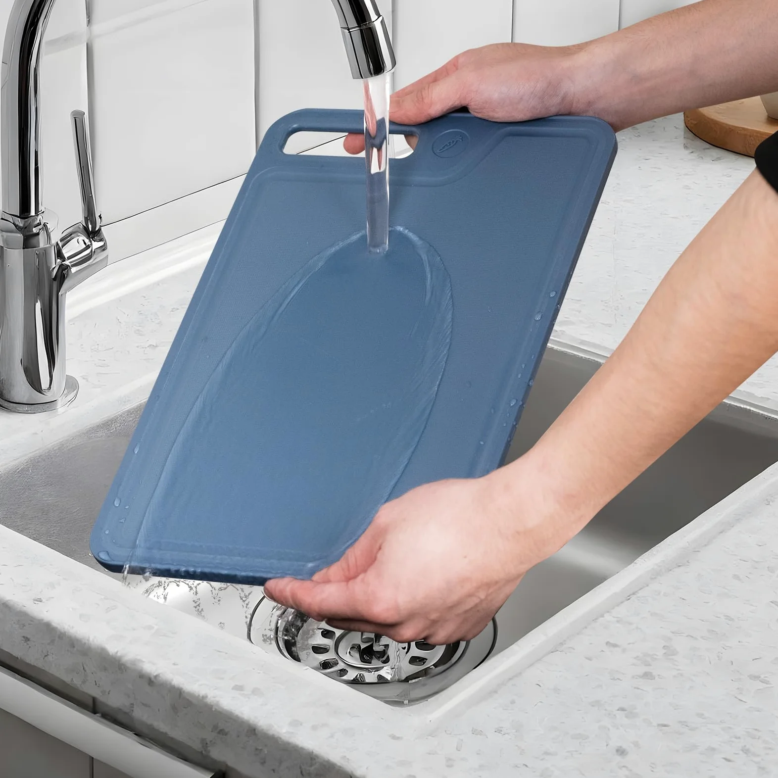 Juego de 4 tablas de cortar de plástico para cocina, aptas para lavavajillas, seguridad alimentaria, diseño antideslizante, ideal para preparación de carne y verduras