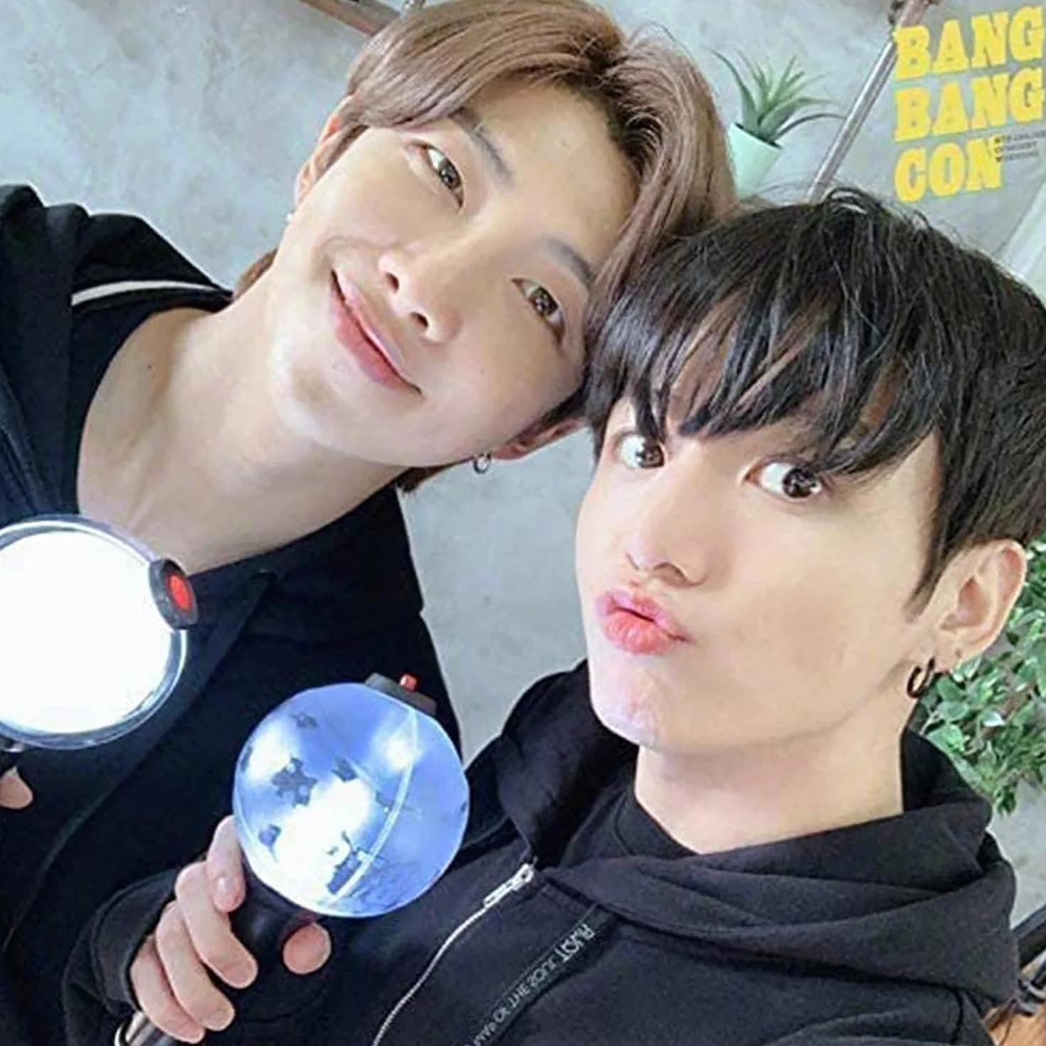 Bangtan Boys Army Bomb Ver.4 Official Lightstic BTS Bluetooth Soporte de luz de concierto