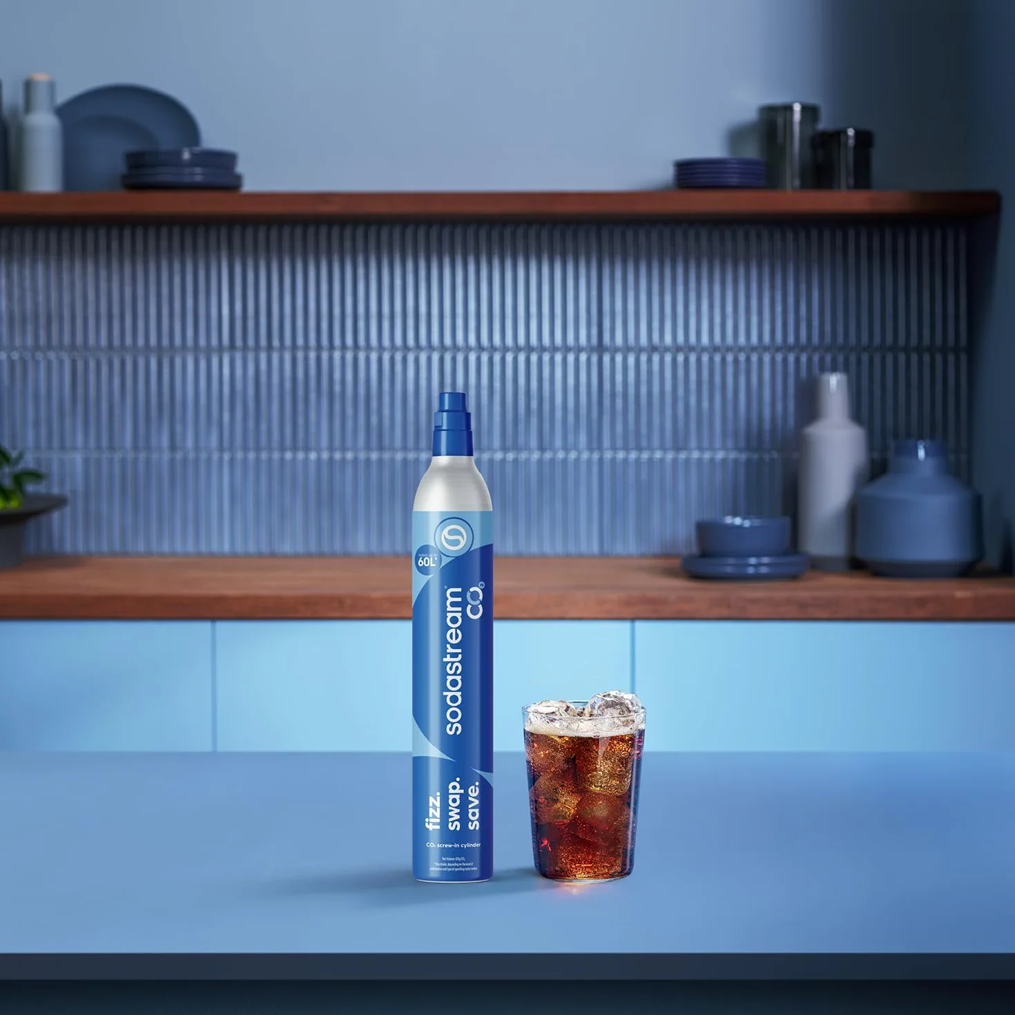 SodaStream cilindro CO₂ adicional para uso alimentario, ideal para preparar hasta 60 litros de agua con gas; compatible con la mayoría de máquinas gasificadoras domésticas