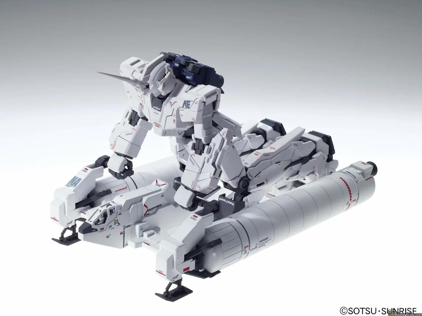 Bandai RX-0 Full Armor Unicorn Gundam Ver.Ka 1/100 Master Grade
