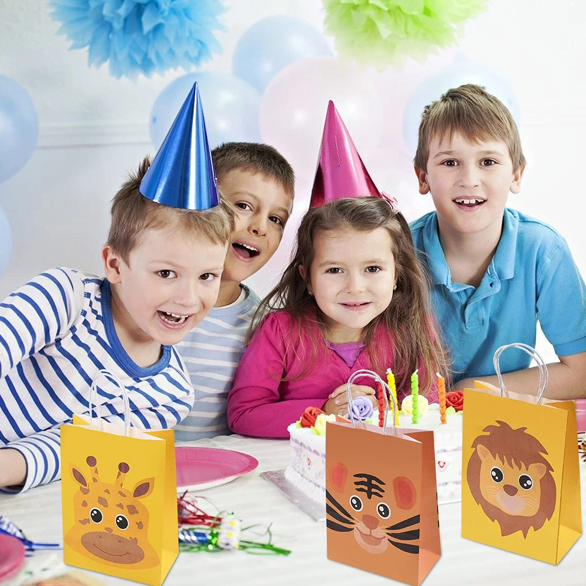 flintronic 18PCS Bolsas Regalo Navidad,(Talla 21 * 15 * 8 CM) Animales Bolsas Cumpleaños Infantil Bolsas de Papel,Bolsa de Regalo de Papel Kraft,para Animales Selva Fiesta con 6