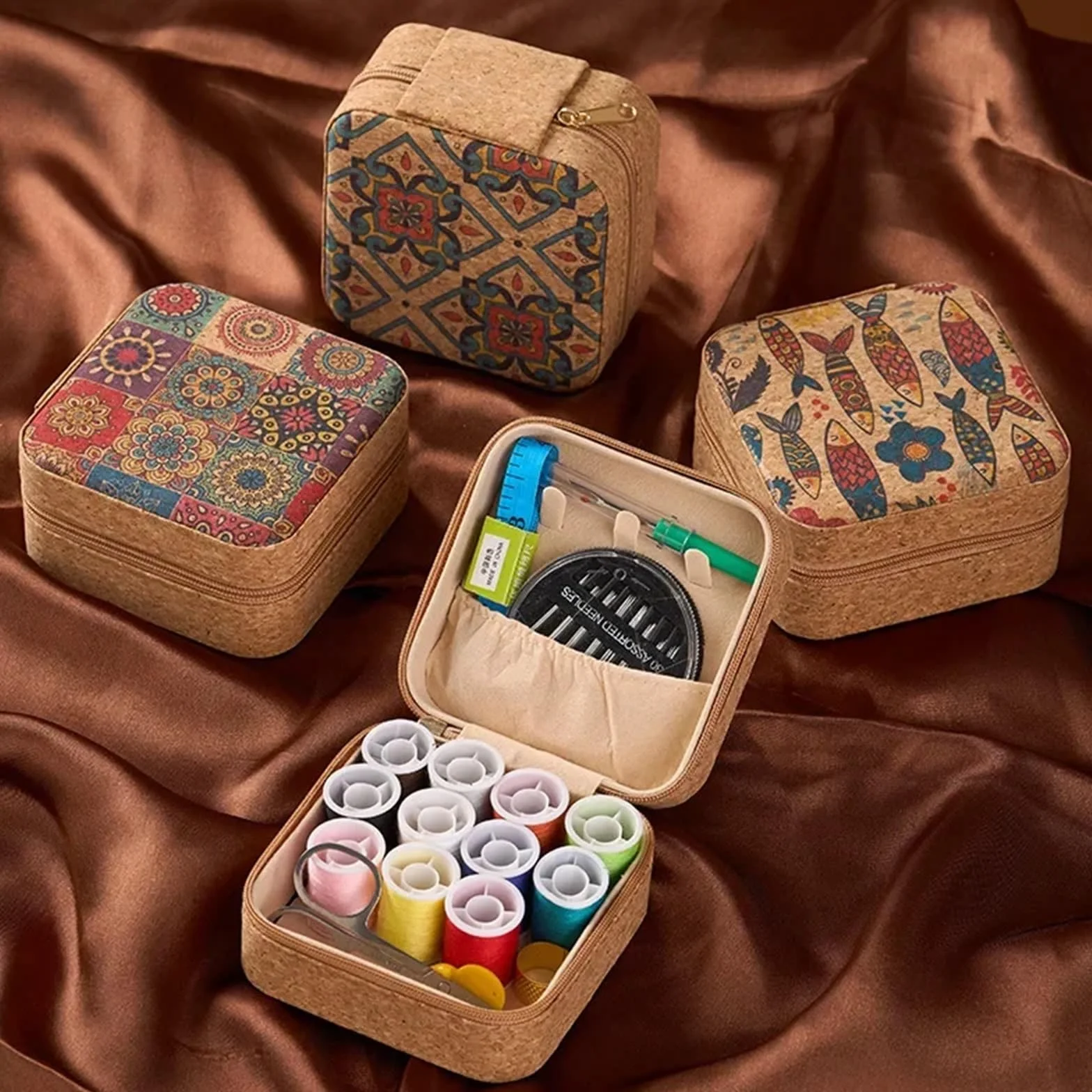 Kit De Costura De Viaje Caja de agujas e hilos retro 1/3/5/10 piezas, juego for el hogar, portátil, multifuncional, bolsa, herramientas costura, a mano(Type 4,5CPS)