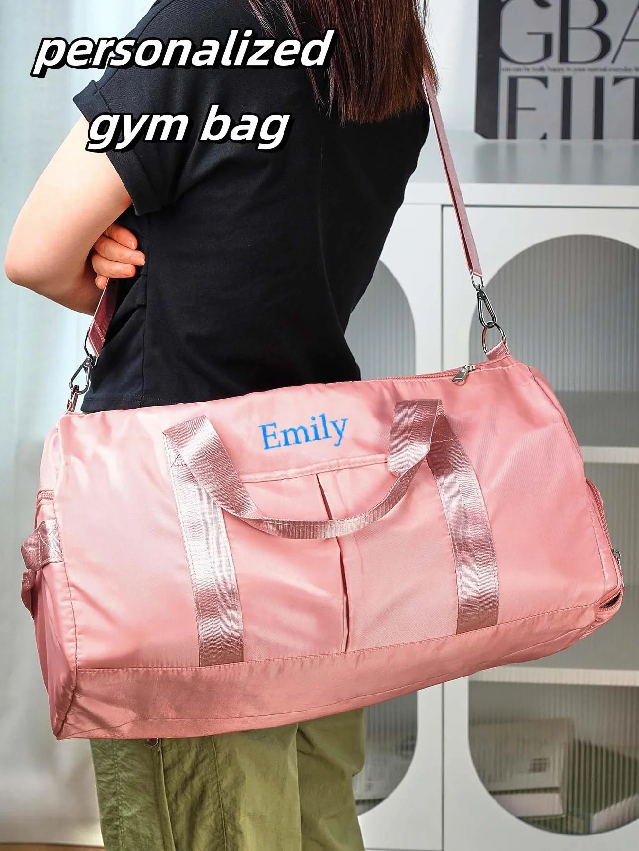 Bolsa de Deporte Personalizada con Nombre, Bolsa de Viaje para Hombre, Mujeres y Niñas, Bolsa de Gimnasio con Bolsillos Húmedos/Secos & Inserciones para Calzado, Bolsa de Fin de Semana con Bandolera