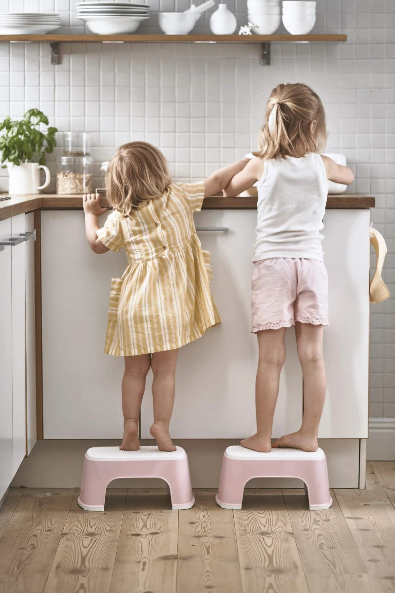 BABYBJÖRN Taburete Para Niños Rosa Pastel Blanco