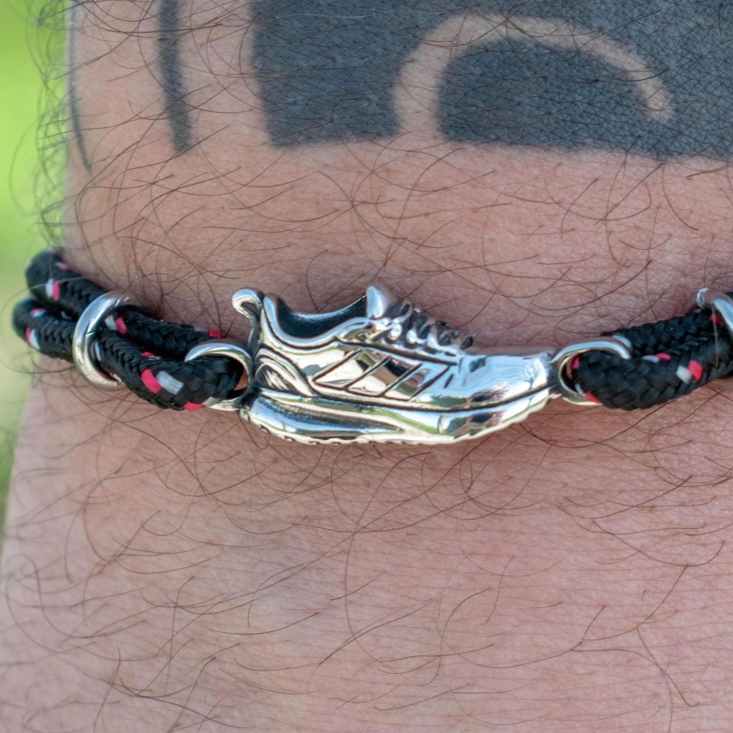 Ernestine – Pulsera de running ajustable de acero inoxidable – Idea de regalo para correr – Pulsera deportiva – Regalo para hombre, Navidad, cumpleaños, día del padre, joya deportiva