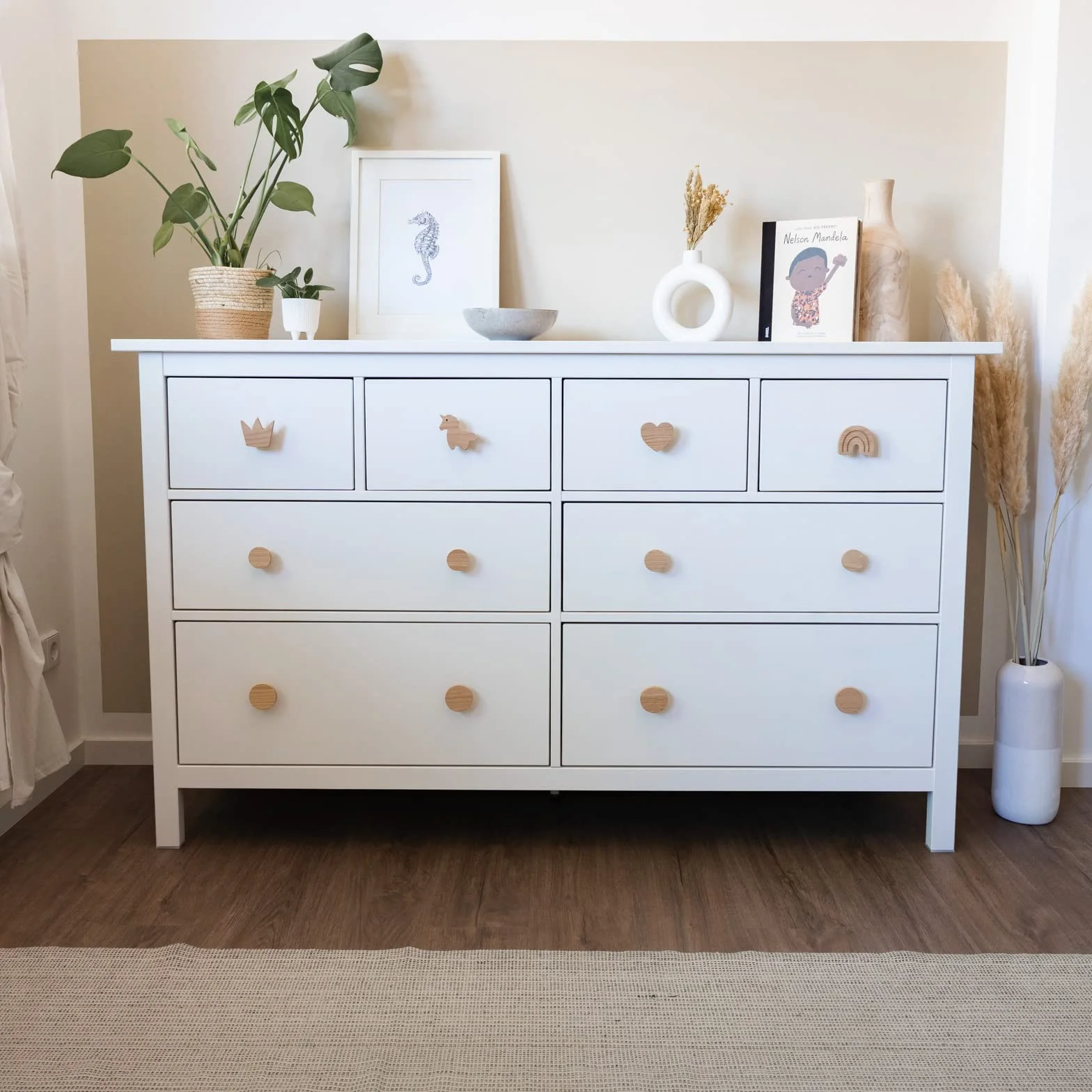 Tiradores de muebles con diseño de cuento de hadas, para muebles infantiles, de madera de roble sin tratar cómoda armario puerta habitación de los niños regalo (4 unicornio corazón arco iris corona)