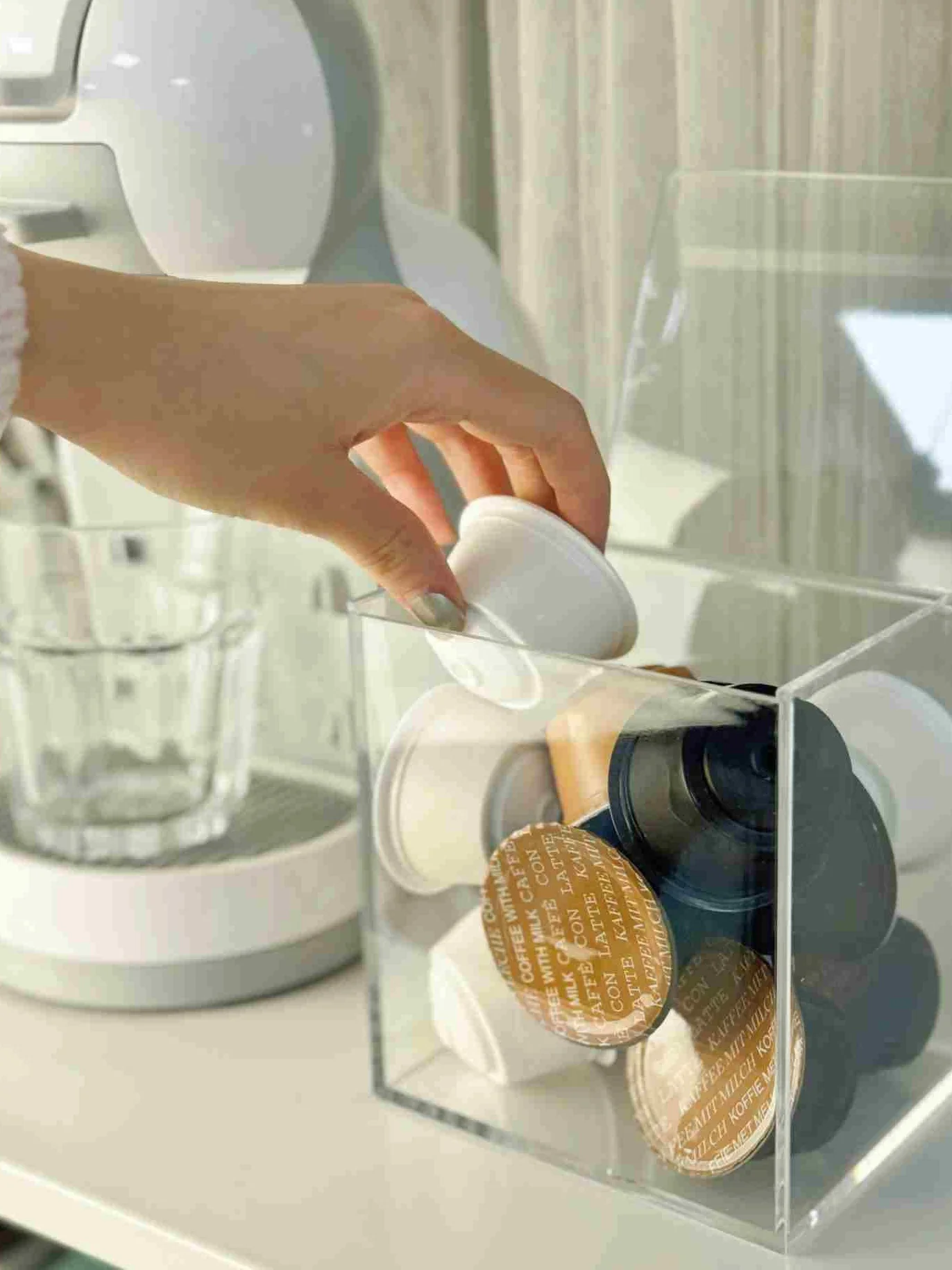 Dcasa - Portacapsulas metacrilato para capsulas nespresso o dolcegusto, Capacidad para 13 cápsulas Dolce Gusto o 40 cápsulas Nespresso