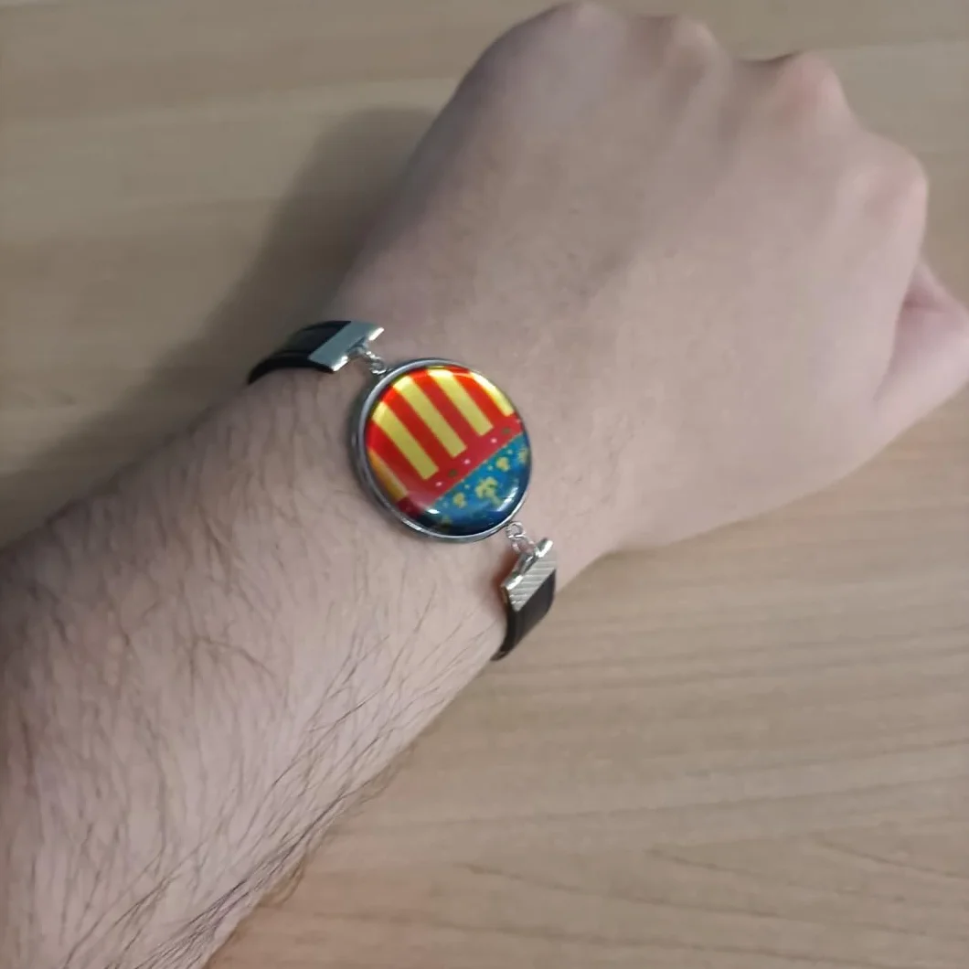 Feyma Pulsera de la Comunidad Valenciana con Medallón (Reial Senyera), Correa Ajustable, Regalo Souvenir Regional