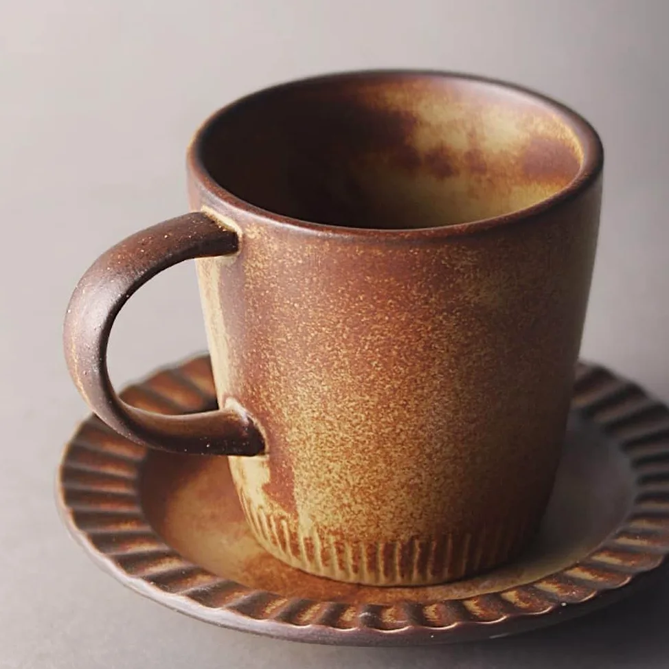 Juegos de tazas y platillos Taza de té de porcelana hecha a mano de 7.78 oz con asa, for fiestas de cumpleaños y bodas, color marrón