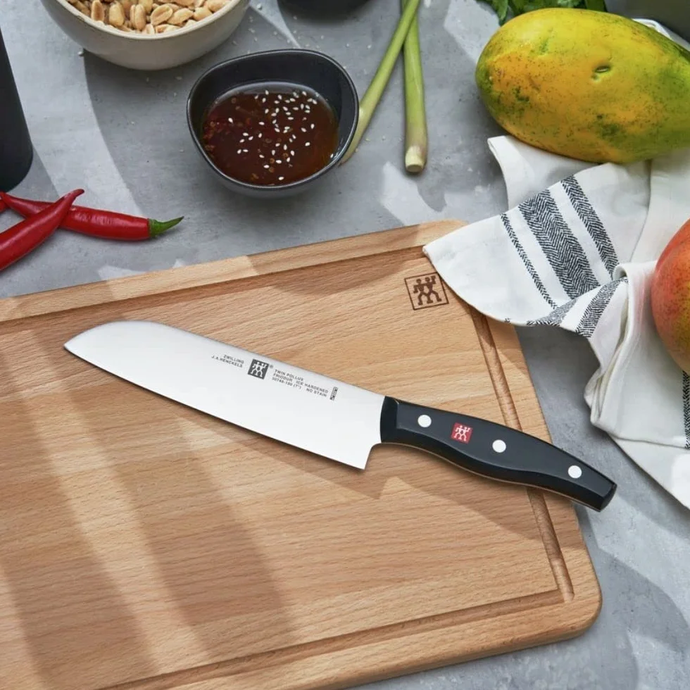 ZWILLING Cuchillo Santoku, Longitud de la hoja: 18 cm, Hoja grande, Mango especial de acero inoxidable/plástico, Twin Pollux