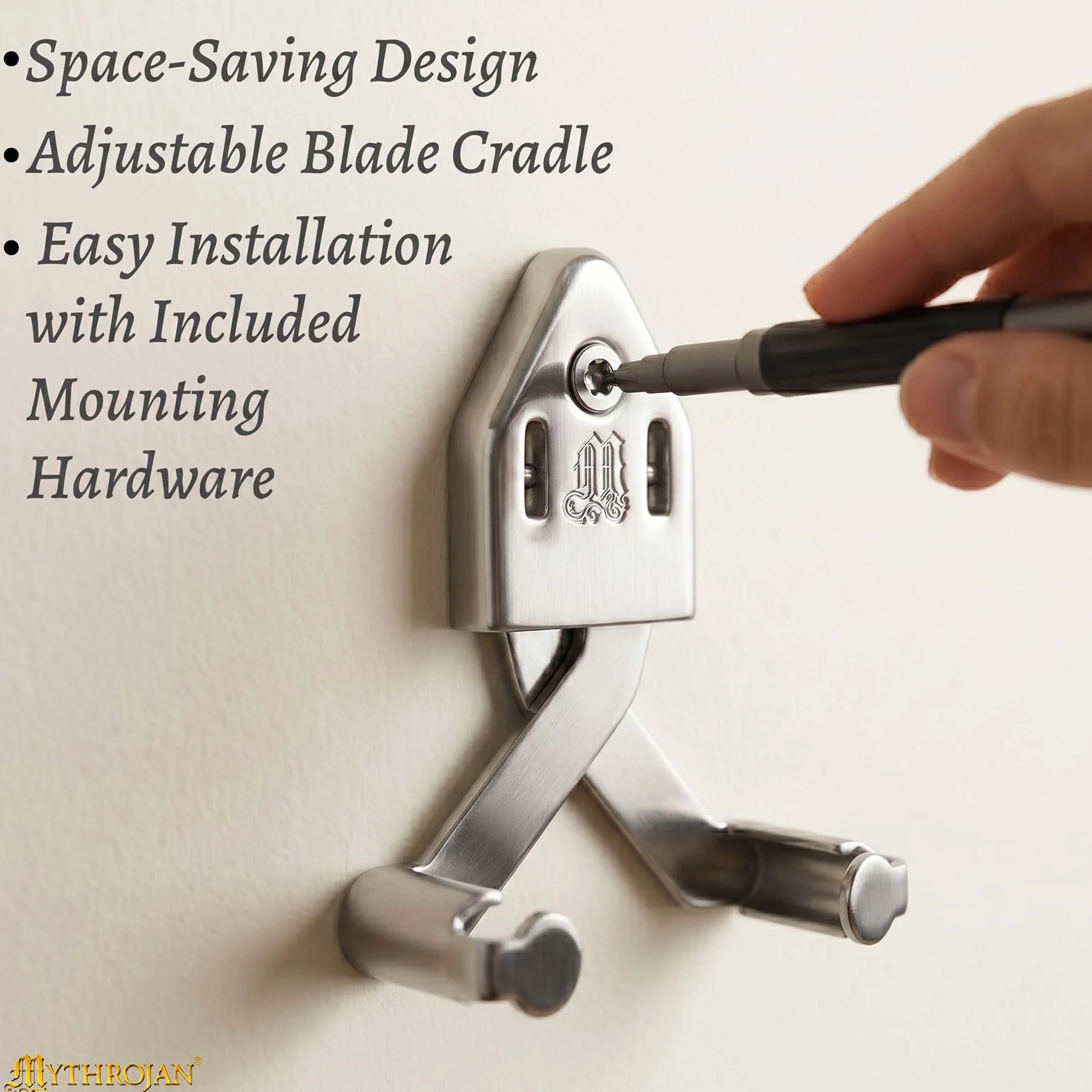Mythrojan Soporte de pared universal de metal plateado grande para espada individual