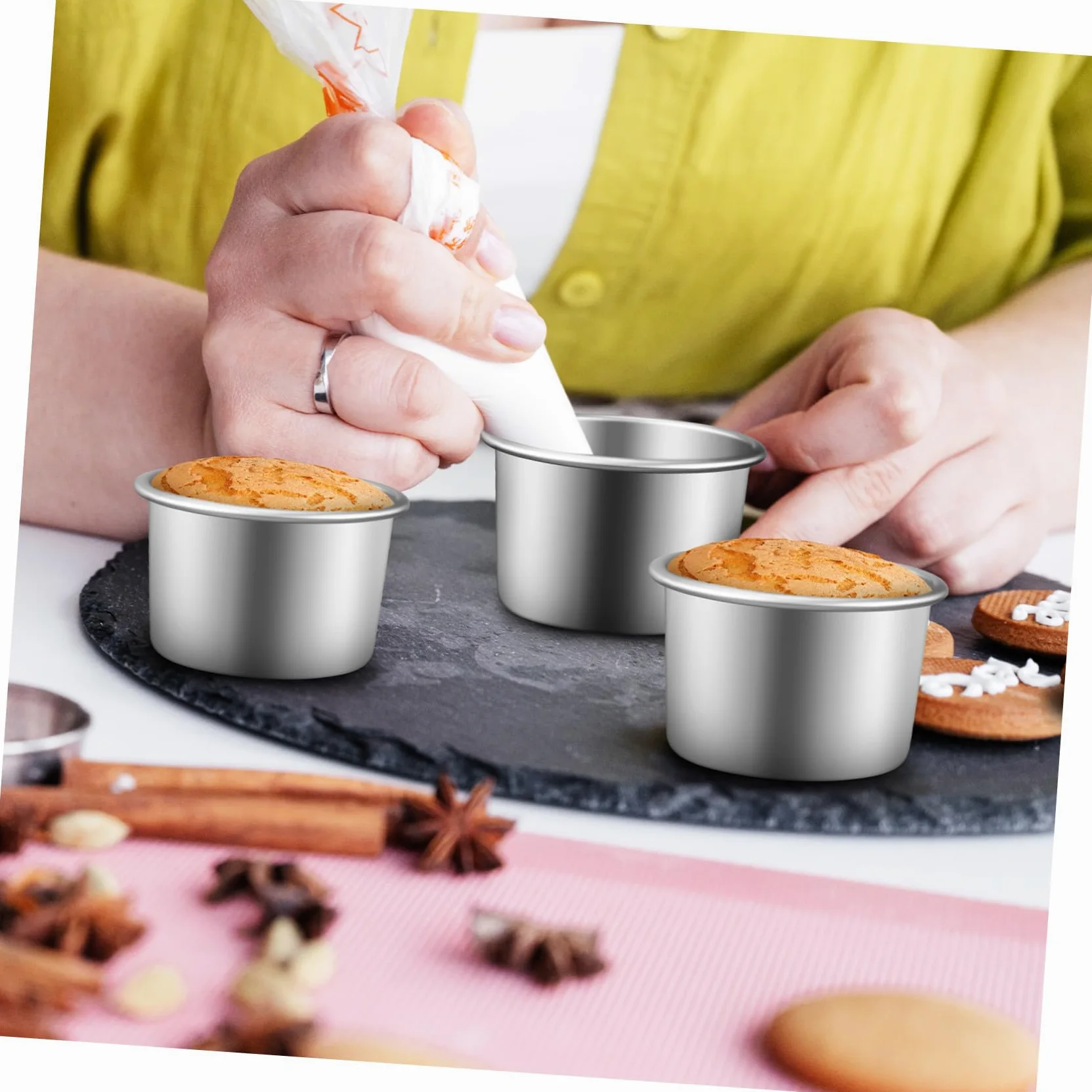 DOITOOL 20 Piezas Molde Redondo para Tartas con Fondo Extraíble de Unidades de Aluminio para Hornear Quesos Mousses y Pasteles Pequeños para Cocina y Celebraciones Familiares