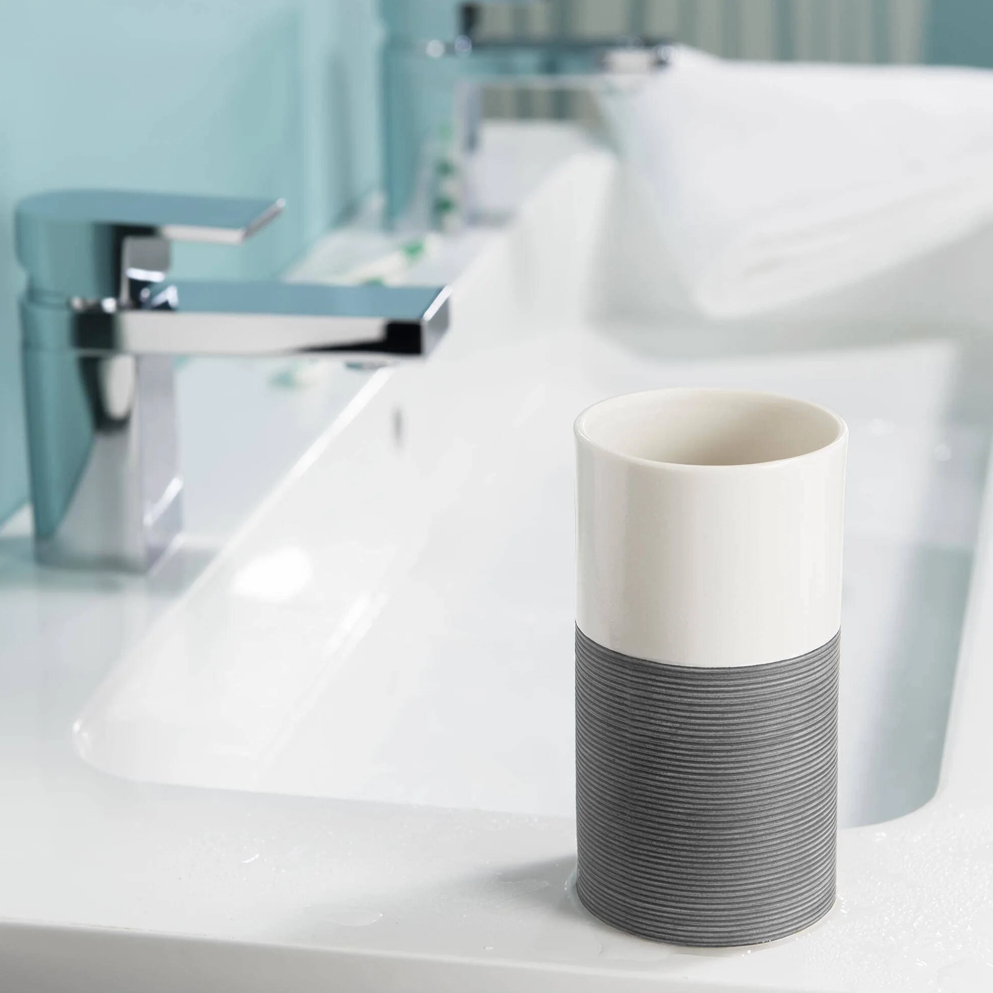 Sealskin Doppio Vaso para cepillos de dientes independiente Gris