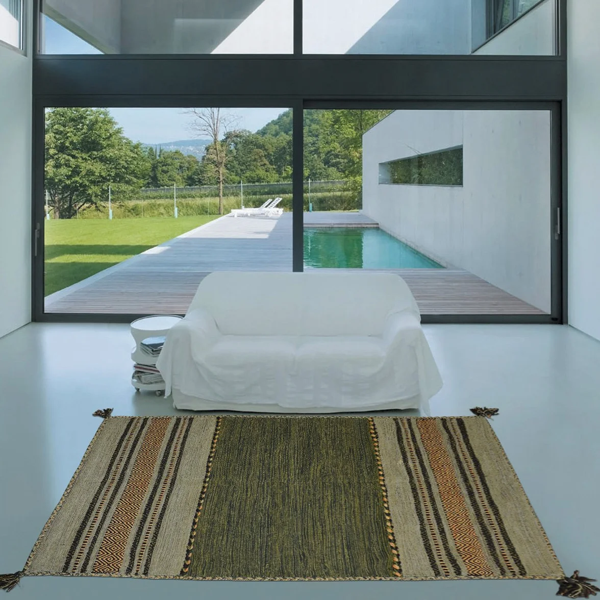 Alfombra ANTIQUE-KILIM verde tejida a mano en algodón y chenilla, 70 x 140 cm