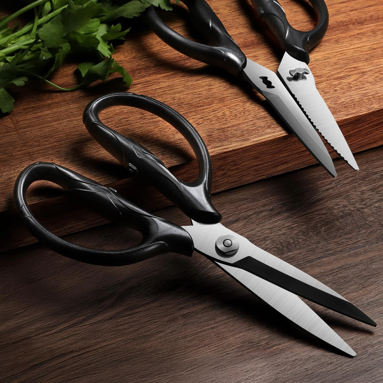 SHAN ZU Tijeras Cocina Resistentes, Tijeras de Cocina Profesionales de Acero inoxidable Japonés 5Cr15MoV, 21 cm Tijeras Multiusos para Aves y Carne con Estuche de Regalo, Chapado en Titanio Negro