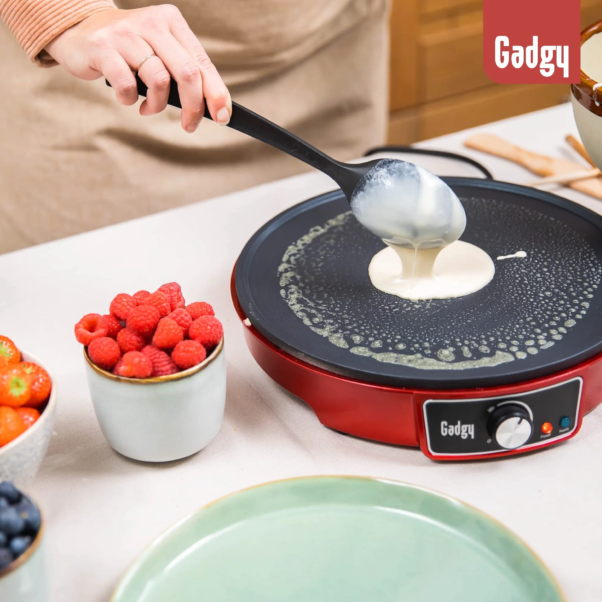 Gadgy® Crepera Crêpes Maker 1000W – Plancha Antiadherente de 30 cm con Temperatura Ajustable – Incluye Esparcidor y Espátula – Ideal para Crêpes, Panqueques, Tortitas, Wraps y Bacón