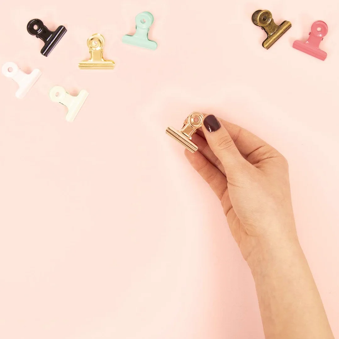 Craftelier - Set de 6 Pinzas Metálicas con 3 Tamaños y 3 Diseños Distintos | Sujeción para Materiales de Scrapbooking y Manualidades | Dimensiones Aprox. 1 x 5,5 cm, 3 x 4 cm, 3 x 3 cm - Negro