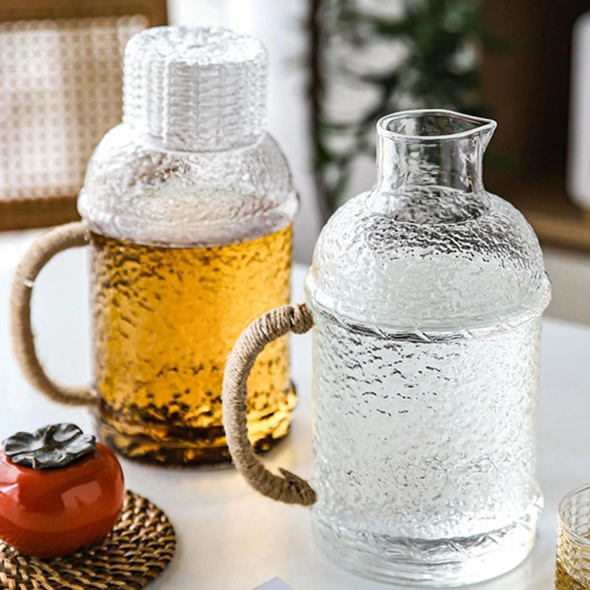 SHOWERORO Jarra de Vidrio para Agua Resistente Altas Temperaturas con Tapa Gran Capacidad para Bebidas Frías y Calientes para Uso Doméstico y Fiestas