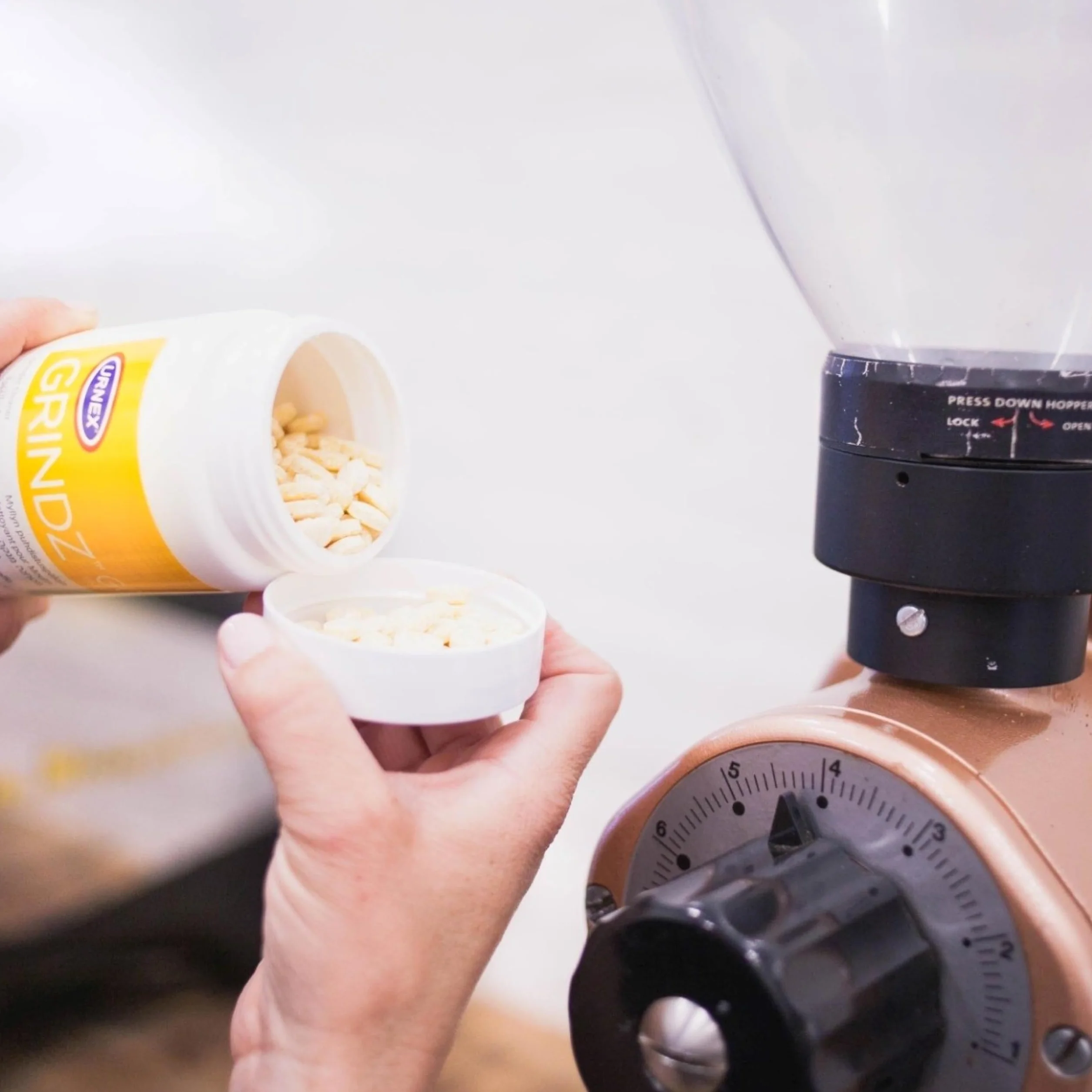 Urnex Grindz - Tabletas de Limpieza para Molinillos de Café - 430 g