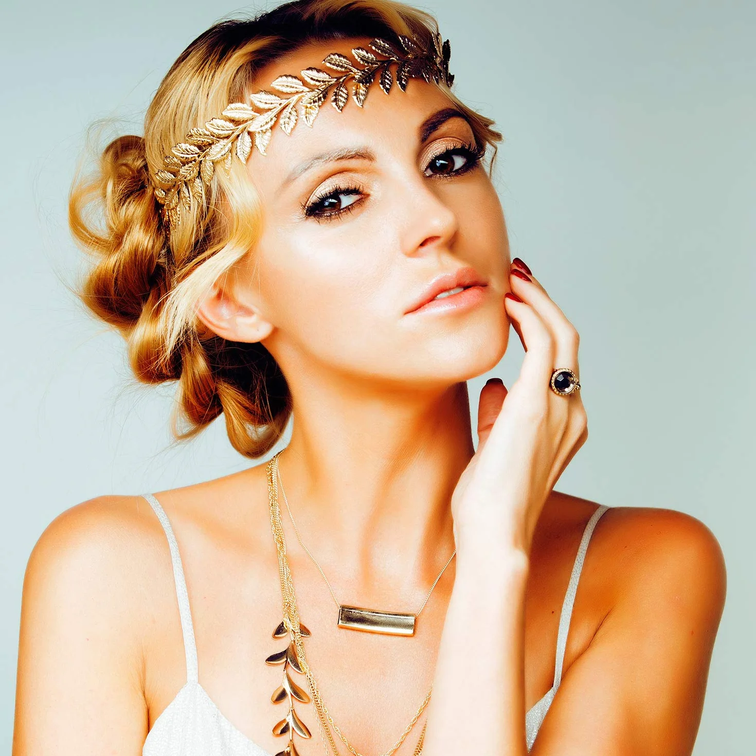 Cindeer 3 Piezas Diadema Romana Corona de Laurel Corona de Hojas Doradas Tocado de Diosa Griega para Mujeres Hombres Accesorios para Fiestas Bodas