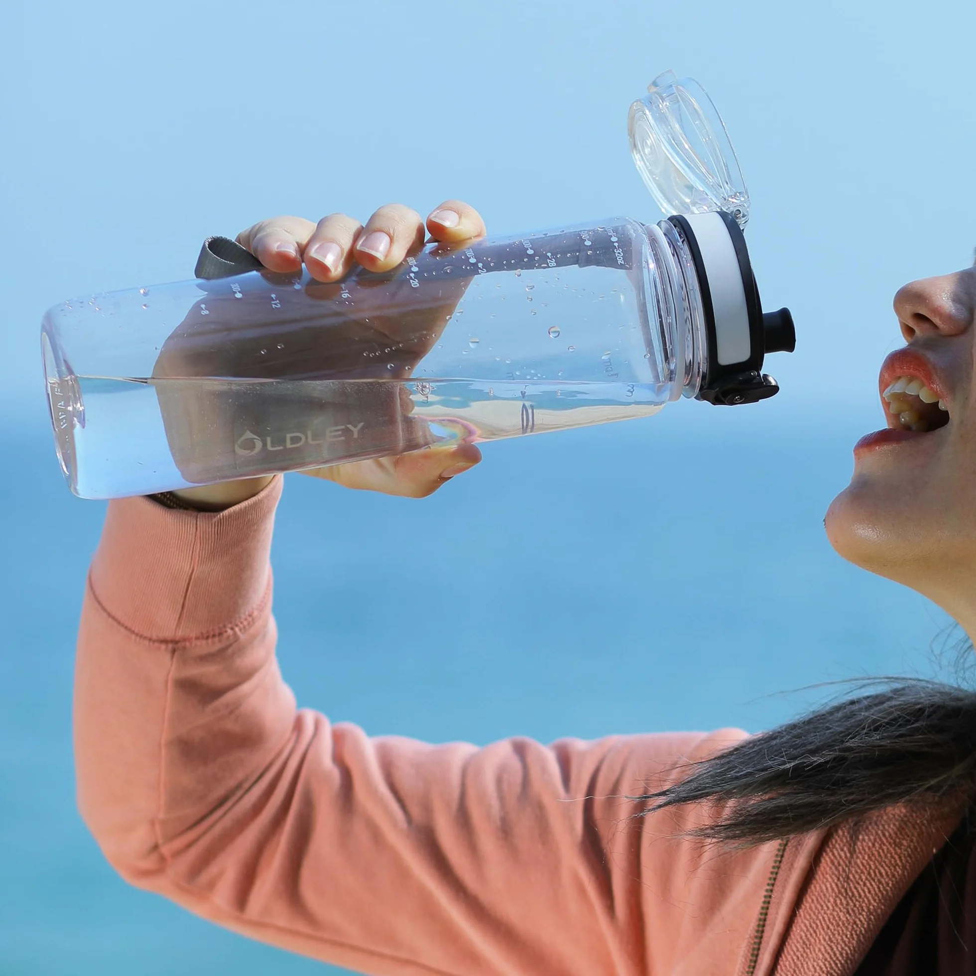 OLDLEY Botella de Agua Deportiva 1000 ml con Marcas de Tiempo, Sin BPA, Prueba Fugas