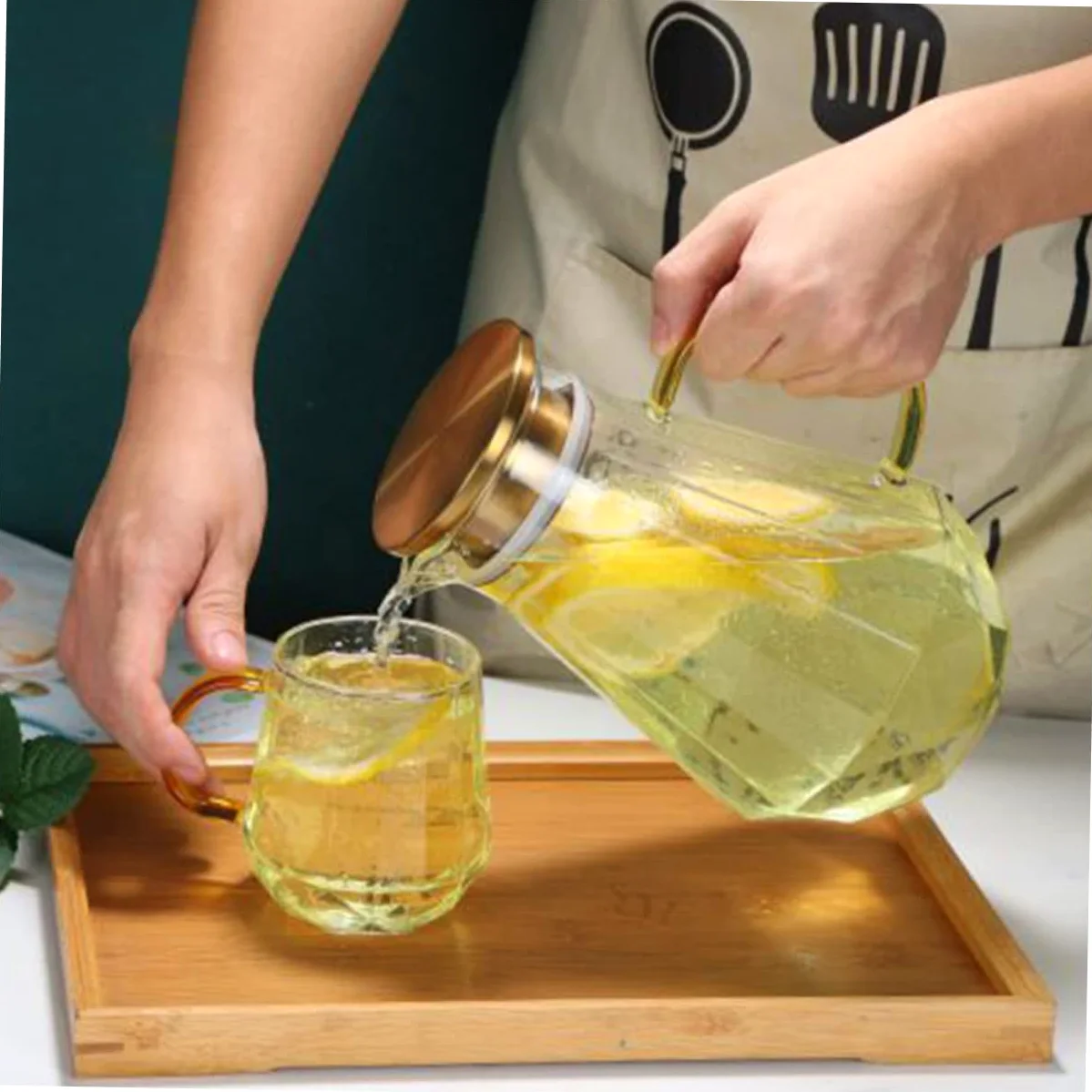 Jarra de Agua Helada 1500ml de Vidrio Borosilicato Tapa | Ligera y Portátil, Resistente al Calor, para Leche y Vino, Adecuado como Obsequio o Uso Diario en Casa