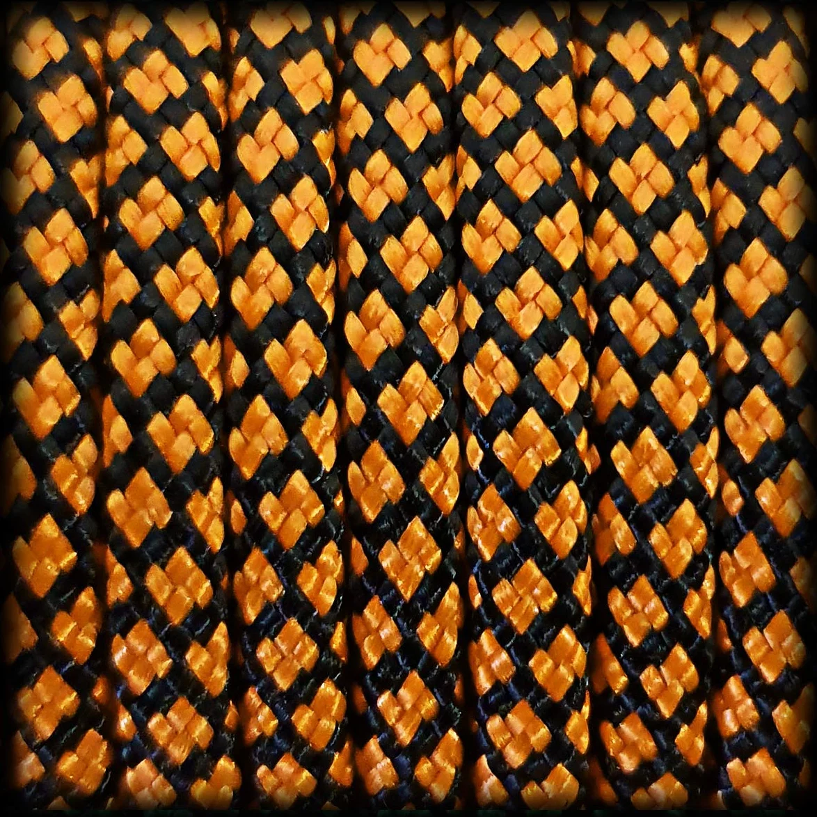 Cuerda Paracord 550 Diamond 30 m 4 mm, Nailon/poliéster Naranja Negro para Trenzado, Atado y Outdoor