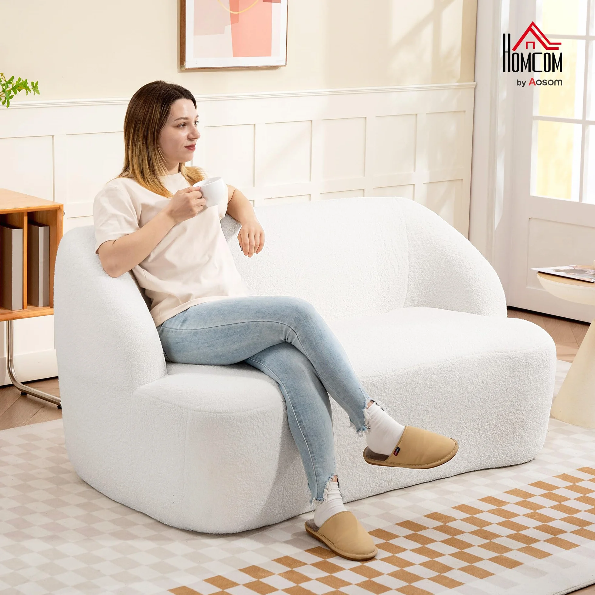 HOMCOM Sofá de 2 Plazas Tapizado en Borreguito Sofá de Salón de 142 cm con Diseño Curvo Acolchado Grueso No Requiere Montaje para Dormitorio Sala de Estar Oficina Crema