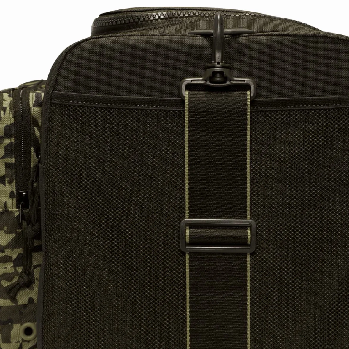 Nike Training Duffel Bag Utility Power Medium Sequoia/Sequoia/Alligator, Medium Sequoia/Sequoia/cocodrilo, Bolsa de Duffel