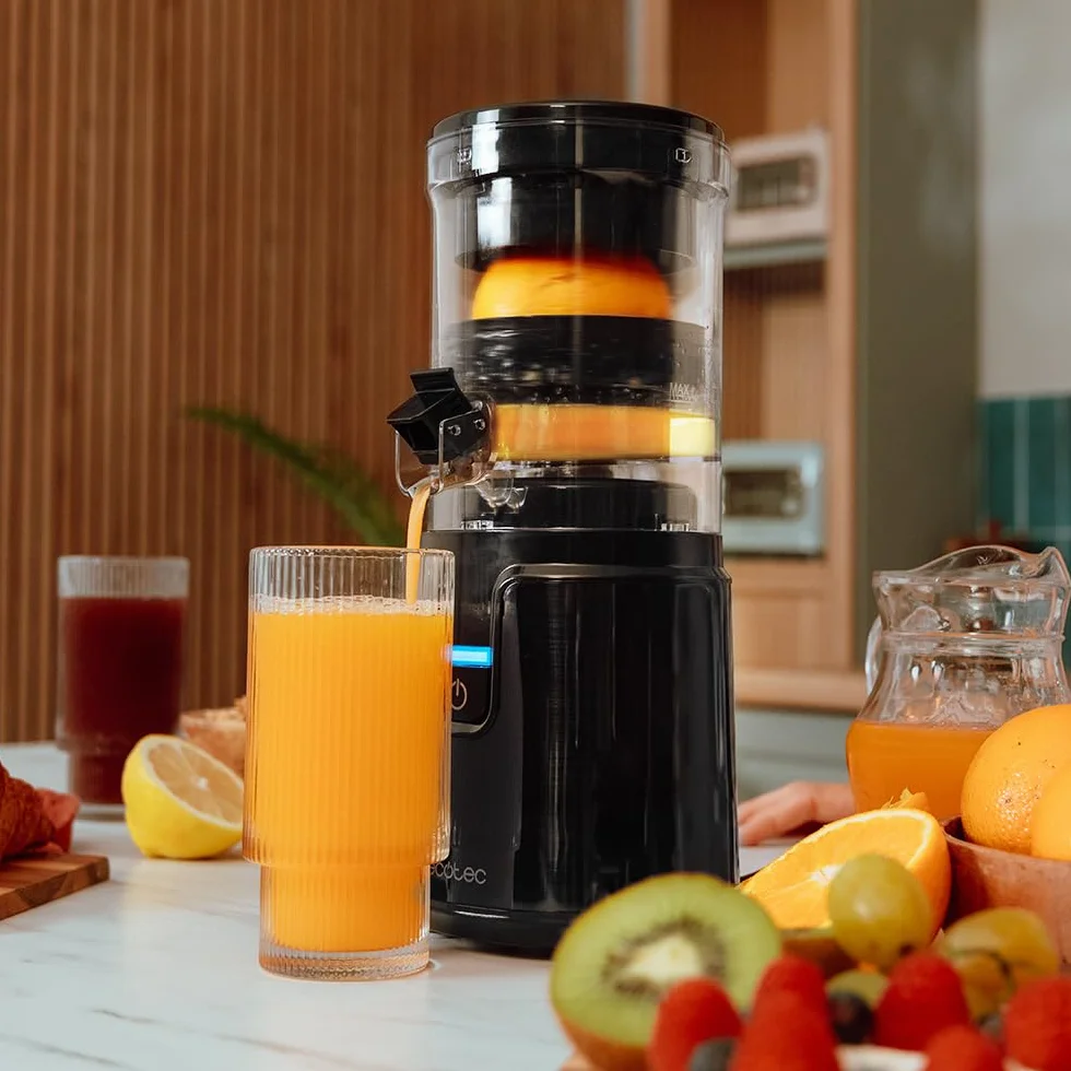 Cecotec Exprimidor de Naranjas Eléctrico de Torre Essential TowerAdjust Easy Steel. 140W, Capacidad de 0,35L, Incluye un Filtro y un Cono de Plástico, Única Dirección de Rotación, Desmontable