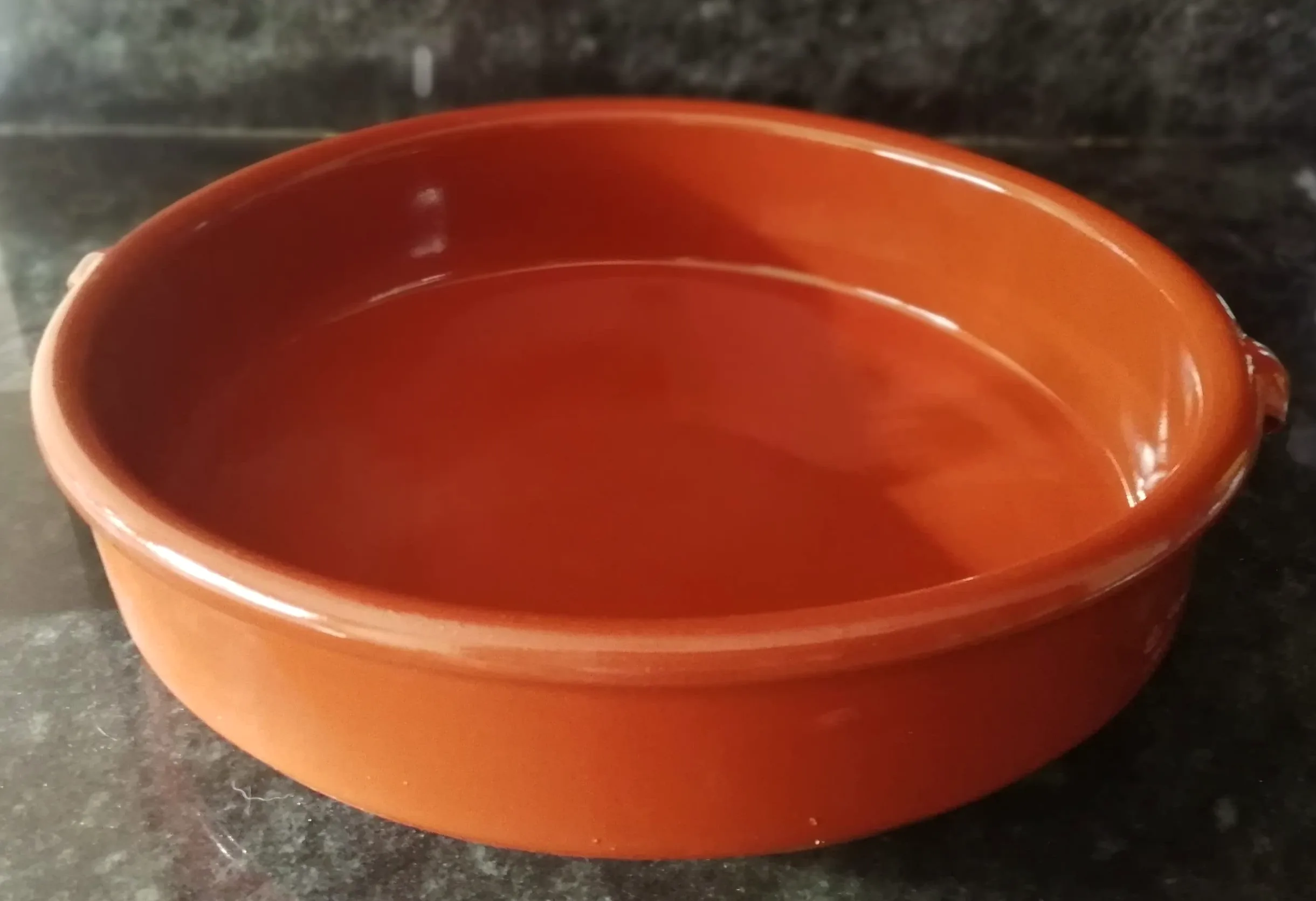 CAZUELA PARA COCINAR GRANDE FABRICADA ARTESANALMENTE. De barro. Hecho a mano por artesanos de España. "ENVÍO GRATIS" (36CM)