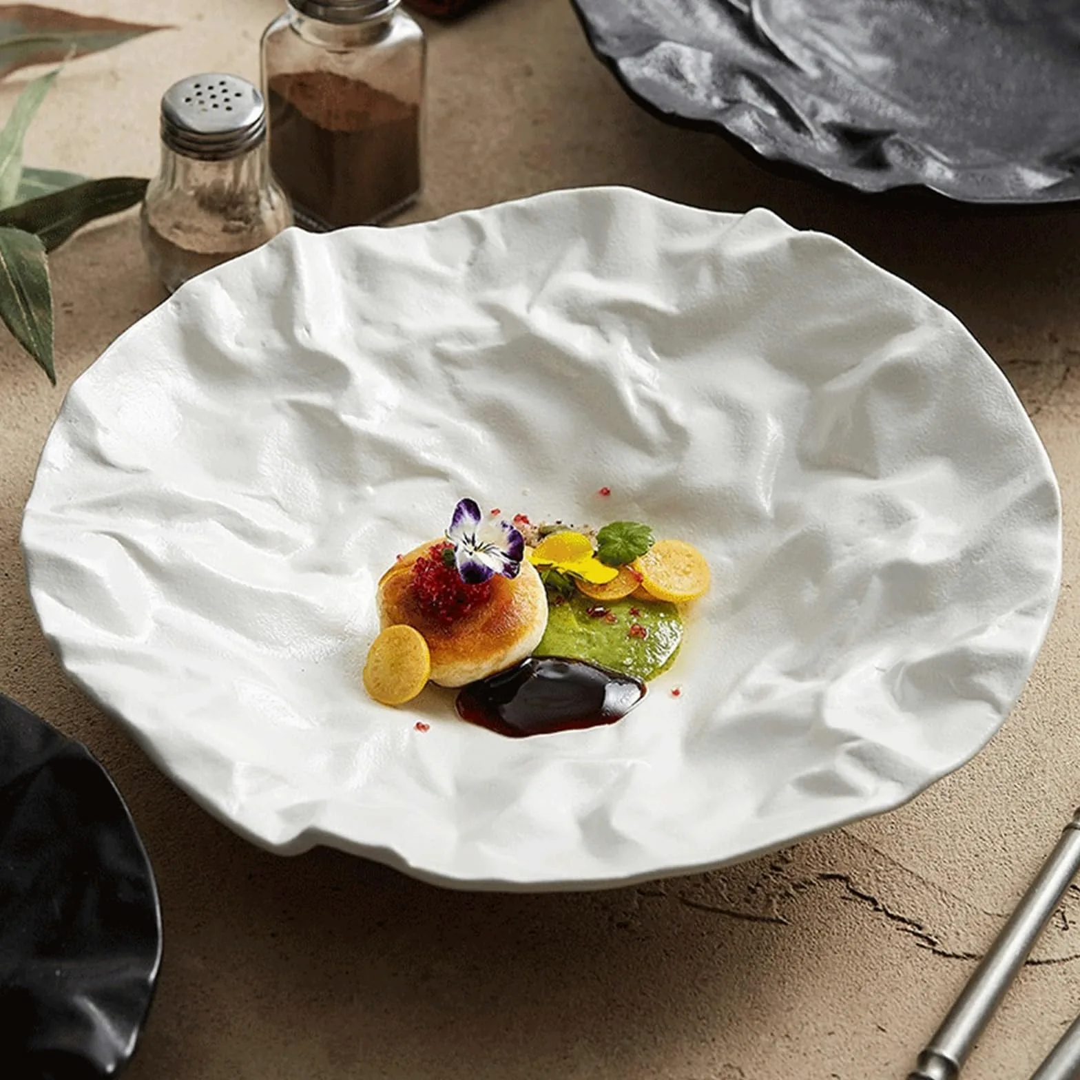 Platos Llanos Platos hondos Plegables de cerámica, vajilla de Color sólido, Plato de Fruta, Plato de Ensalada, vajilla de Calidad de cerámica for el hogar Platos Postre(Negro,9inch)