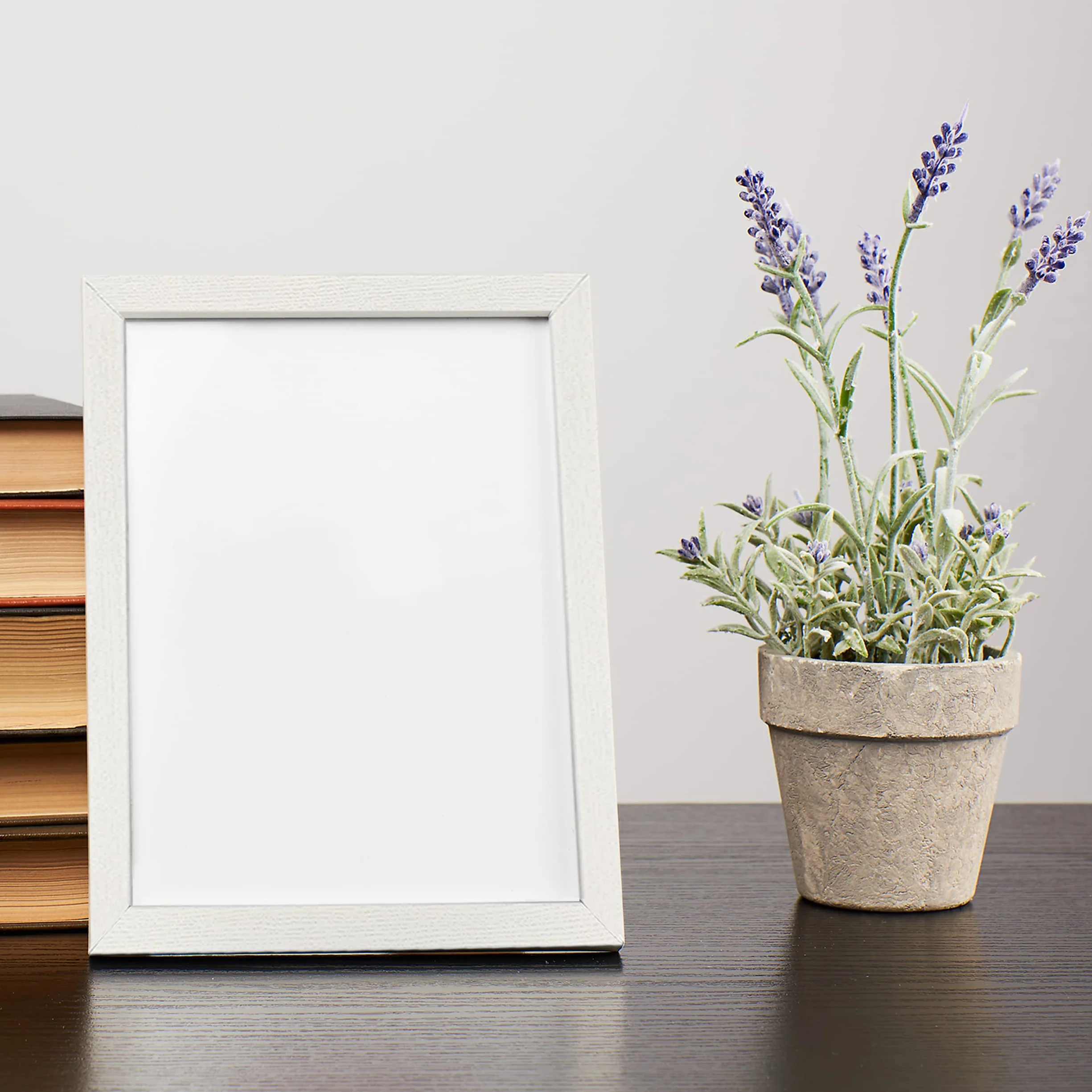 Etrexonline Marco de Fotos Elegante, 20 x 25 cm, Blanco, Fabricado en Madera con Panel de Cristal, Perfecta para Resaltar Tus Recuerdos y Añadir un Toque de Estilo a Tu Decoración del Hogar