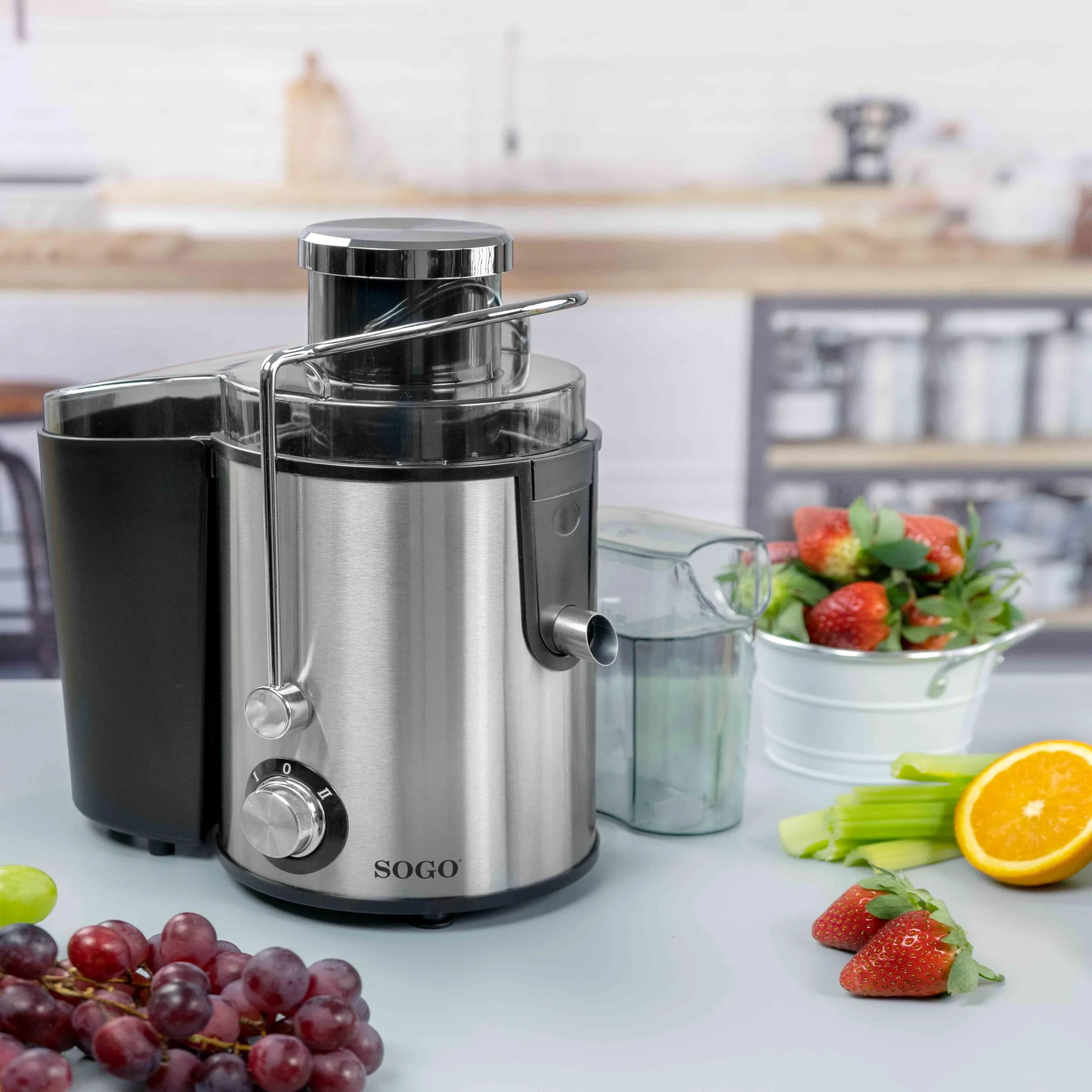 SOGO Licuadora Extractor de Zumos y Verduras 400W Rápida y Eficiente - Licuadora para Frutas y Verduras con Boca de 65 mm y Jarra de 500 ml - Licuadora de Acero Inoxidable Fácil Limpieza