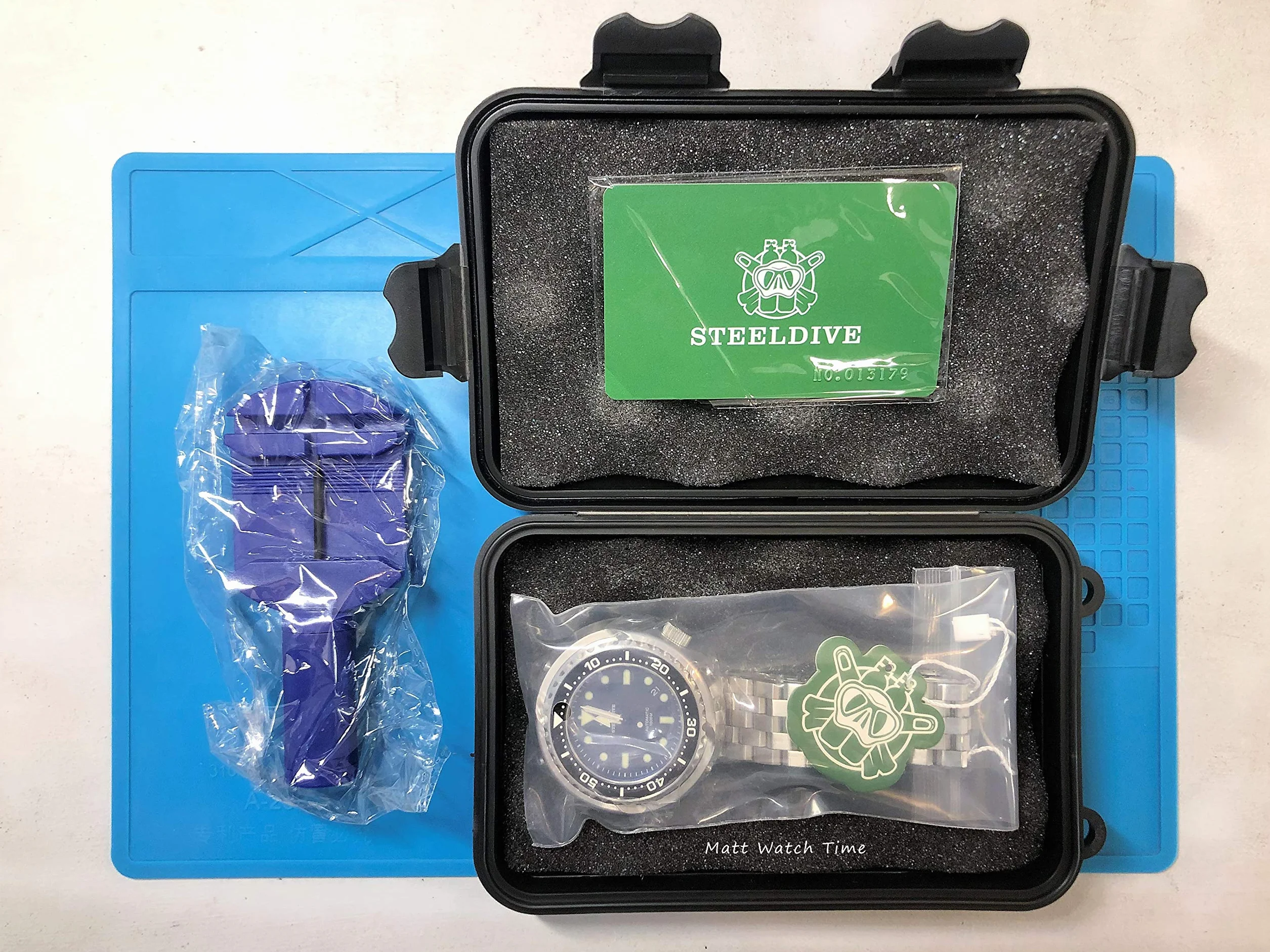 Steeldive SD1978 Emperor Tuna NH35 Sapphire 1000m Diving Watch