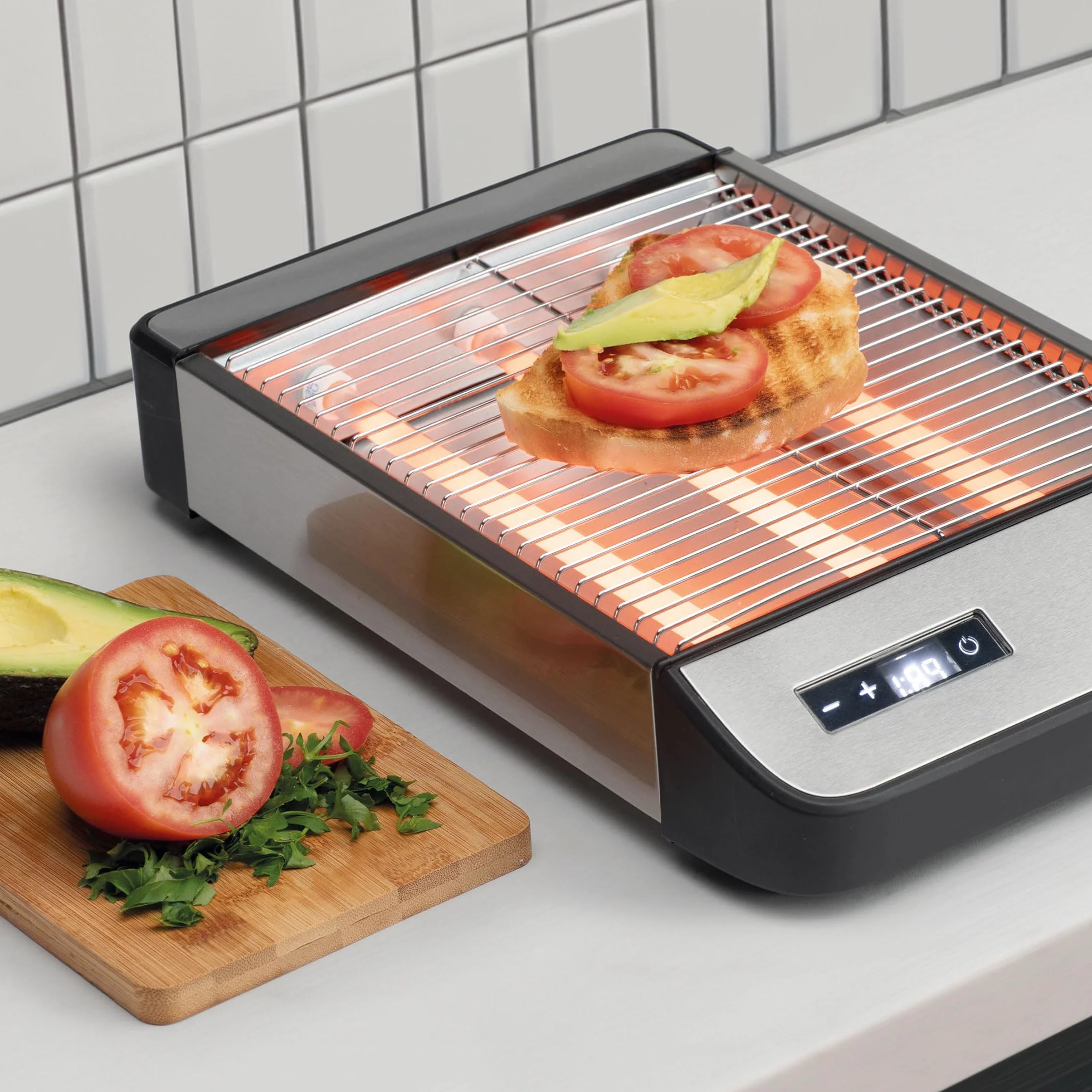 JATA JETT1590 - Tostadora Horizontal Digital, Tostador de Pan 1000W con Control Táctil, 6 Niveles de Tostado, Barras de Cuarzo, Bandeja Recogemigas Extraíble, Ideal para Pan, Bollería y Repostería