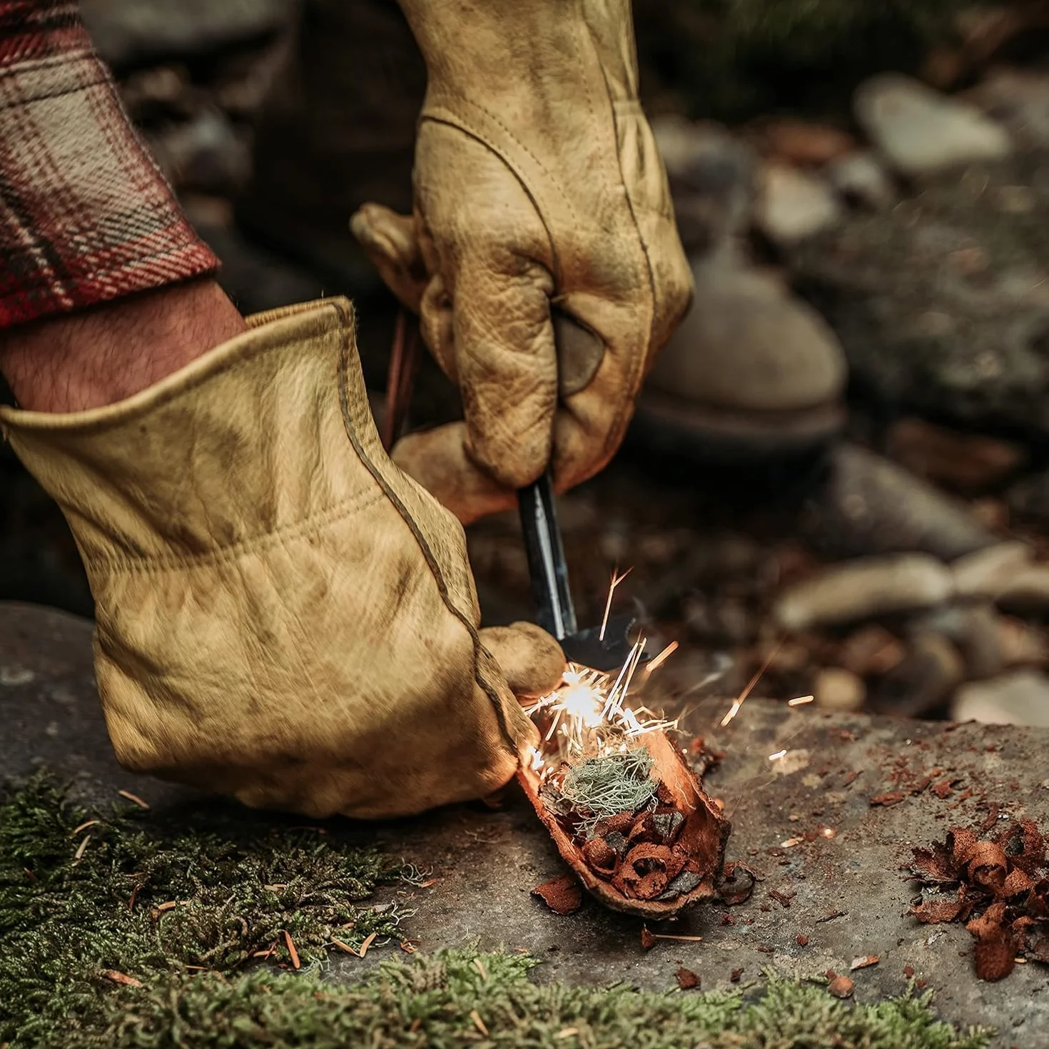 Kit Supervivencia Encendedor Pedernal Ferrocerio Varilla Magnesio Yesca Rascador Caja Metal Camping Senderismo Bushcraft