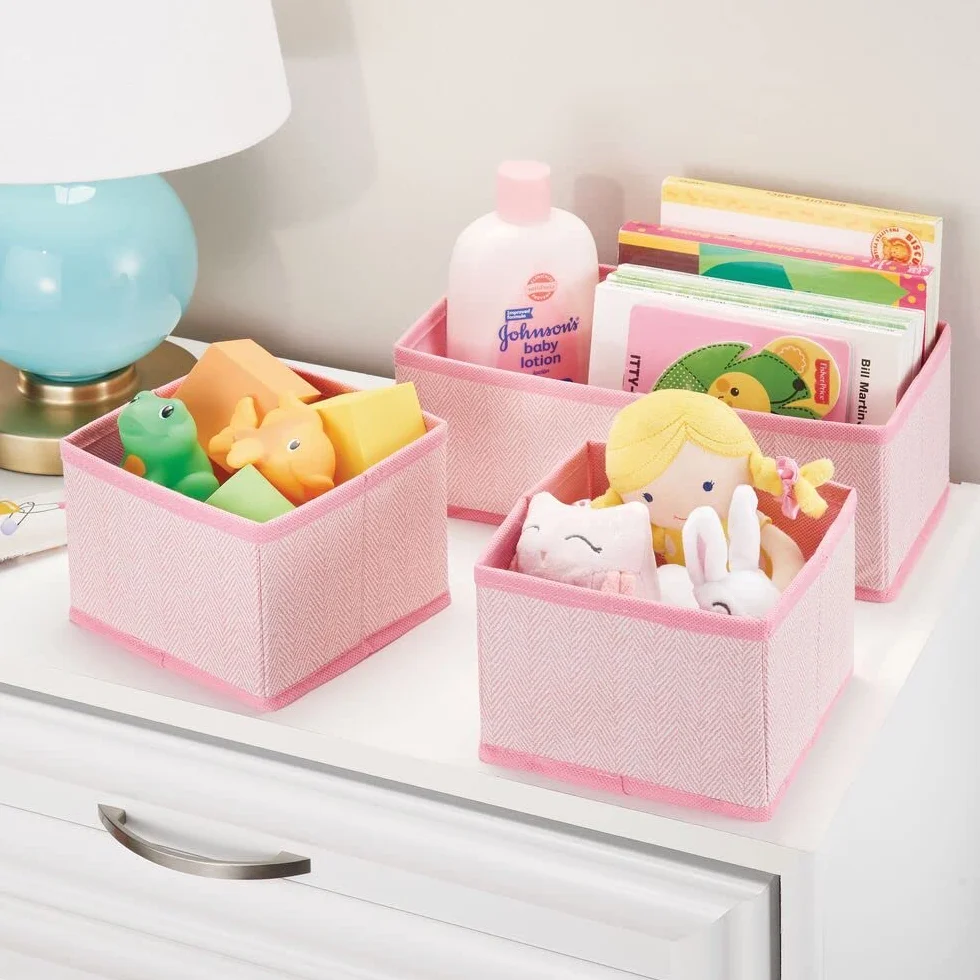 mDesign Juego de 6 cajas organizadoras de tela transpirables con patrón en espiga para habitación infantil - rosa